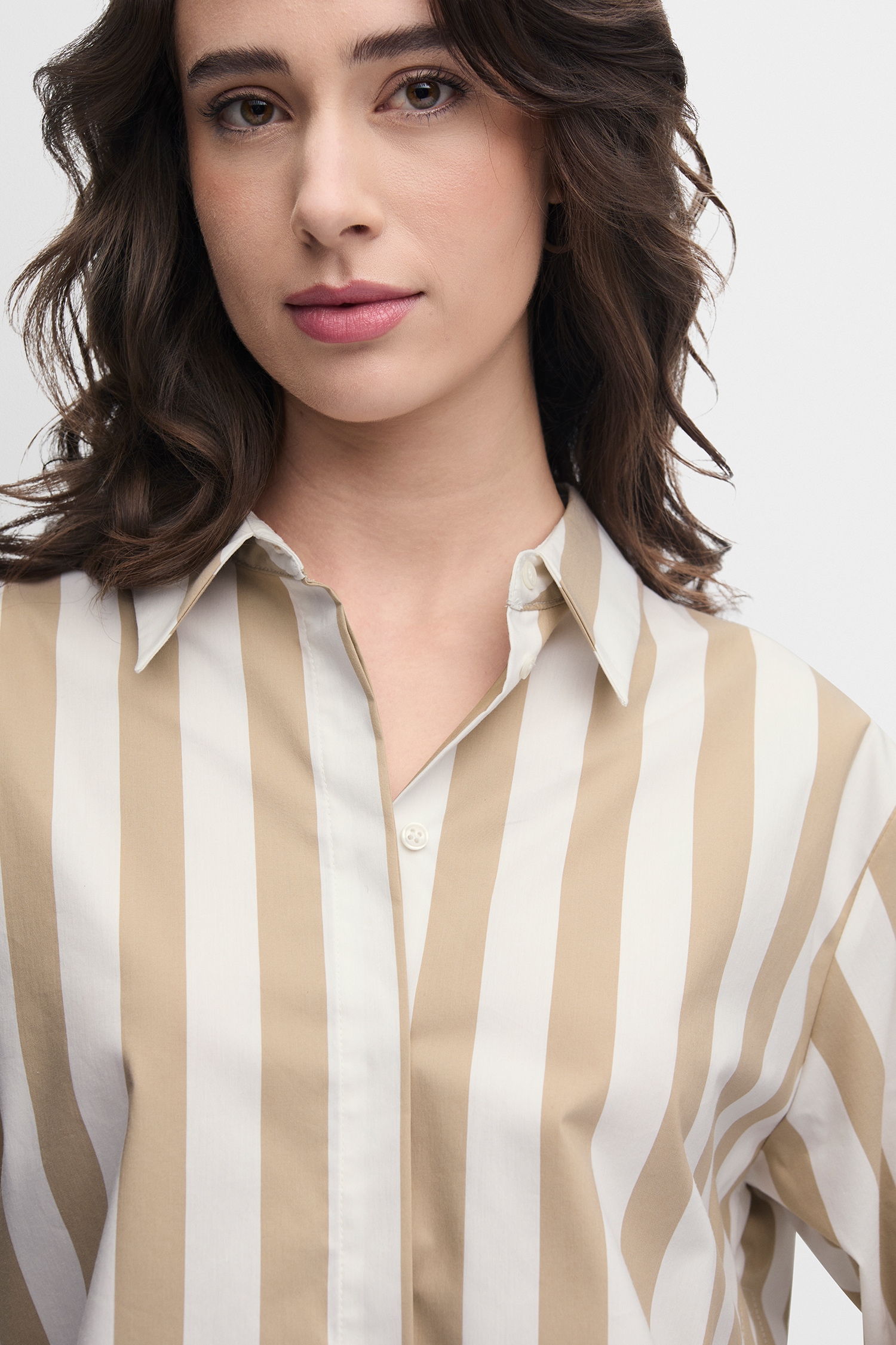 Cinque Langarmbluse »CIPIXIE« Hemdblusenkragen, verdeckte Knopfleiste, gerader Schnitt