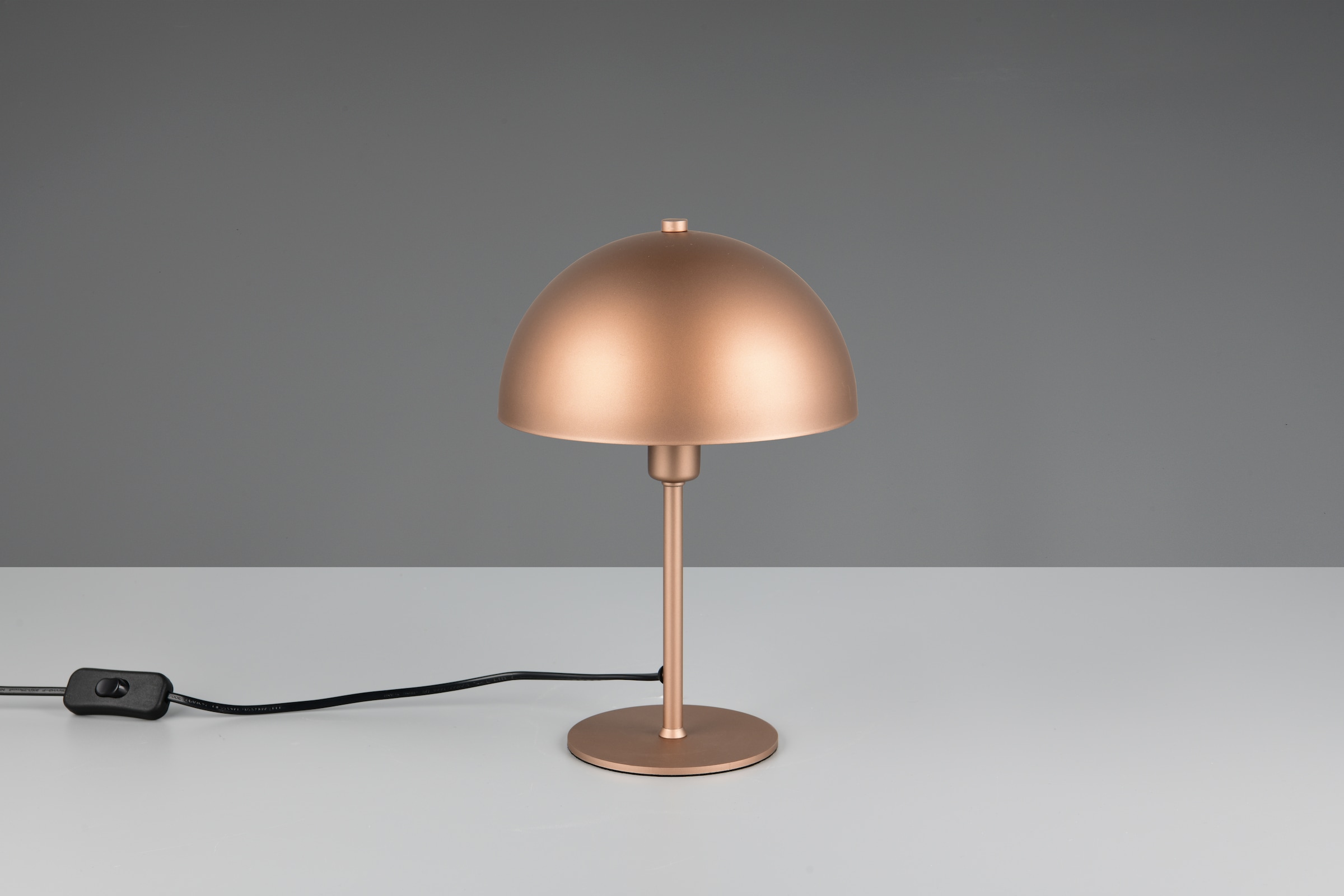 TRIO Leuchten Schreibtischlampe »NOLA, exkl. 1x E14 max 28W, Tischlampe mit Schnurschalter Höhe 31cm« E14 1 Stk. warmweiß - kaltweiß Ø 20cm, Nachttischlampe, 180cm Anschlusskabel, Leuchtmittel wechselbar