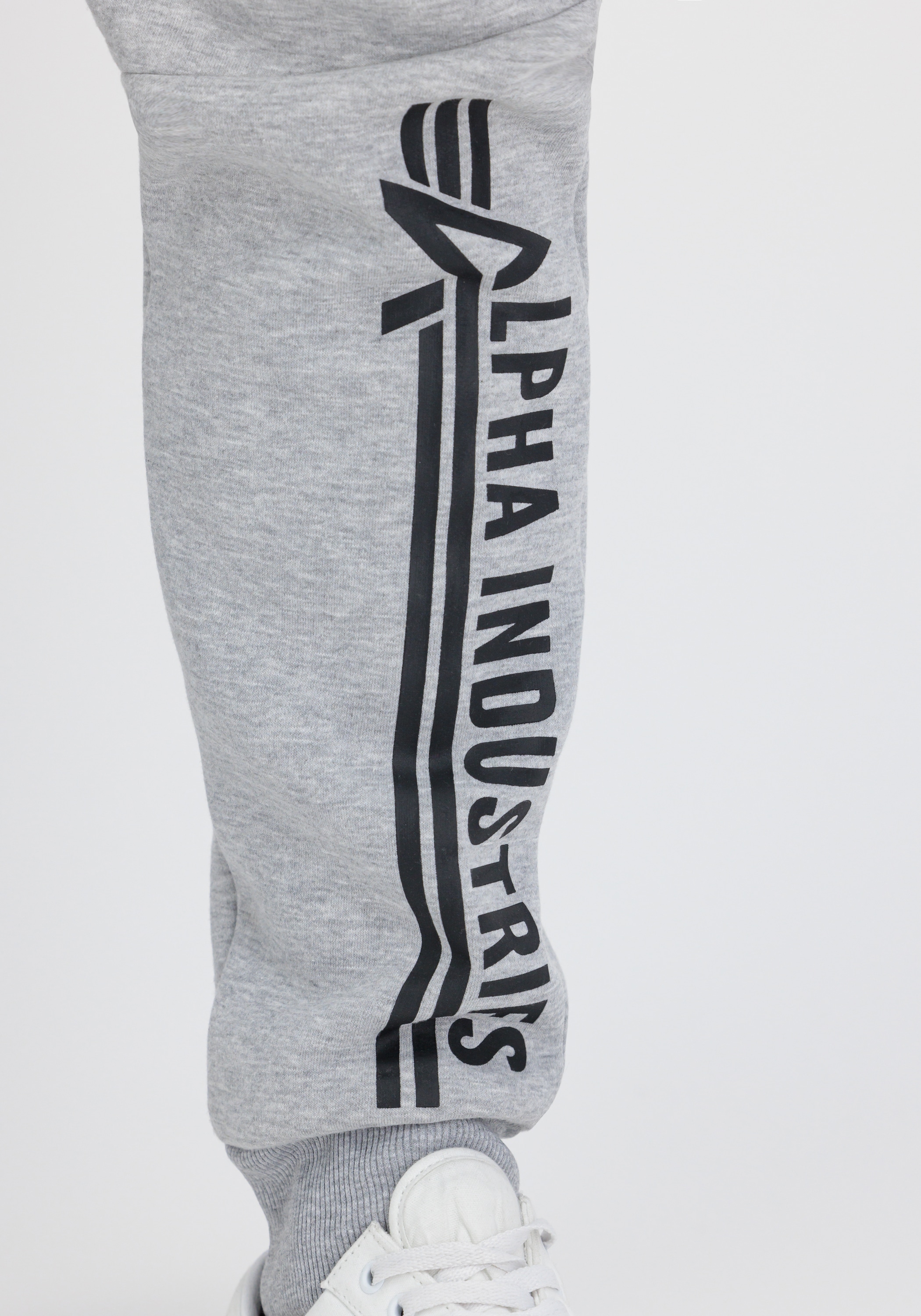 Alpha Industries Jogginghose »Alpha Industries Men - Jogger Alpha Industries Jogger«