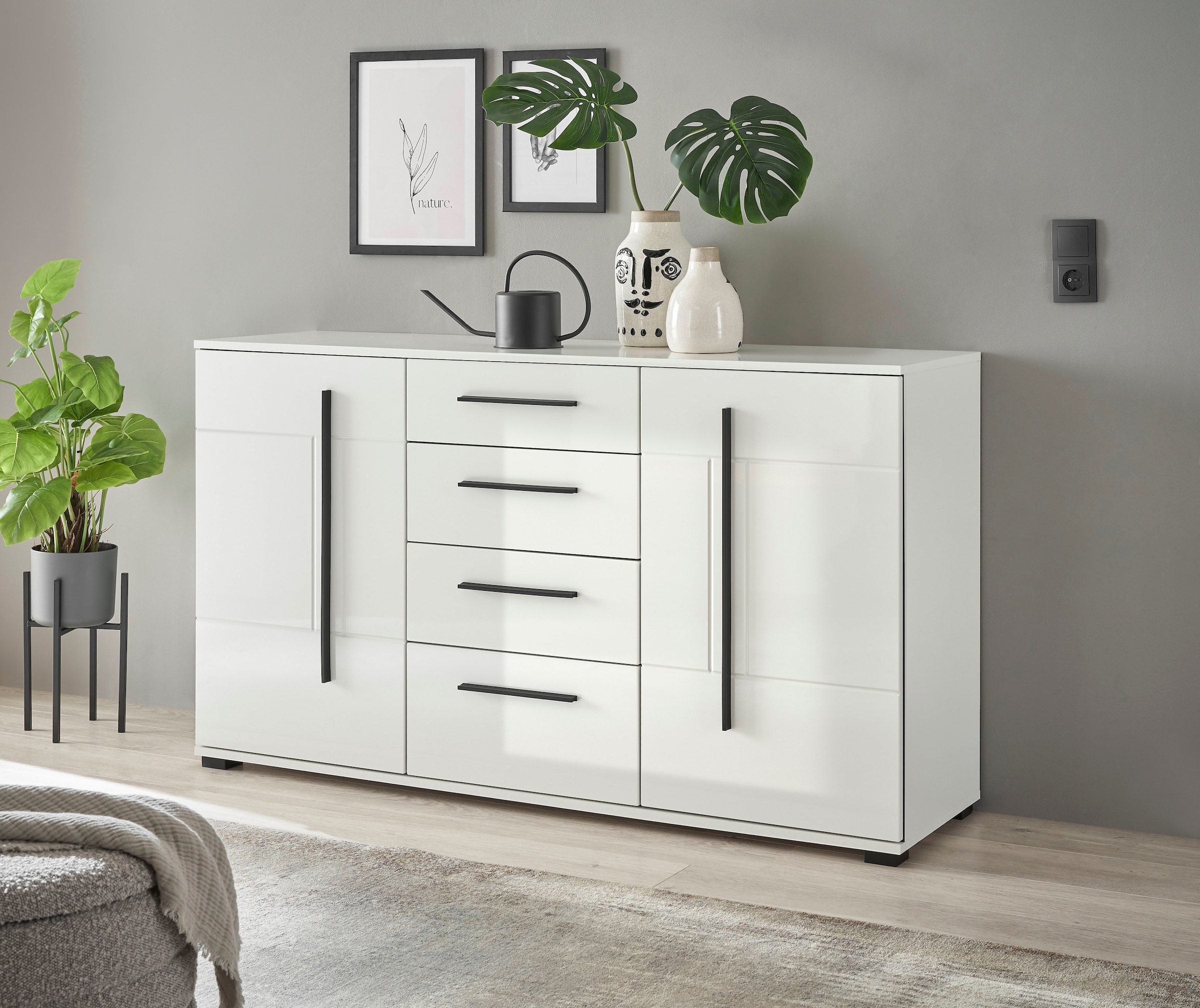 Home affaire Sideboard »Cantara, moderner Schrank, Kommode in Eiche Evoke oder weiß« schwarze Stangengriffe, ausreichend Stauraum, vielseitig einsetzbar
