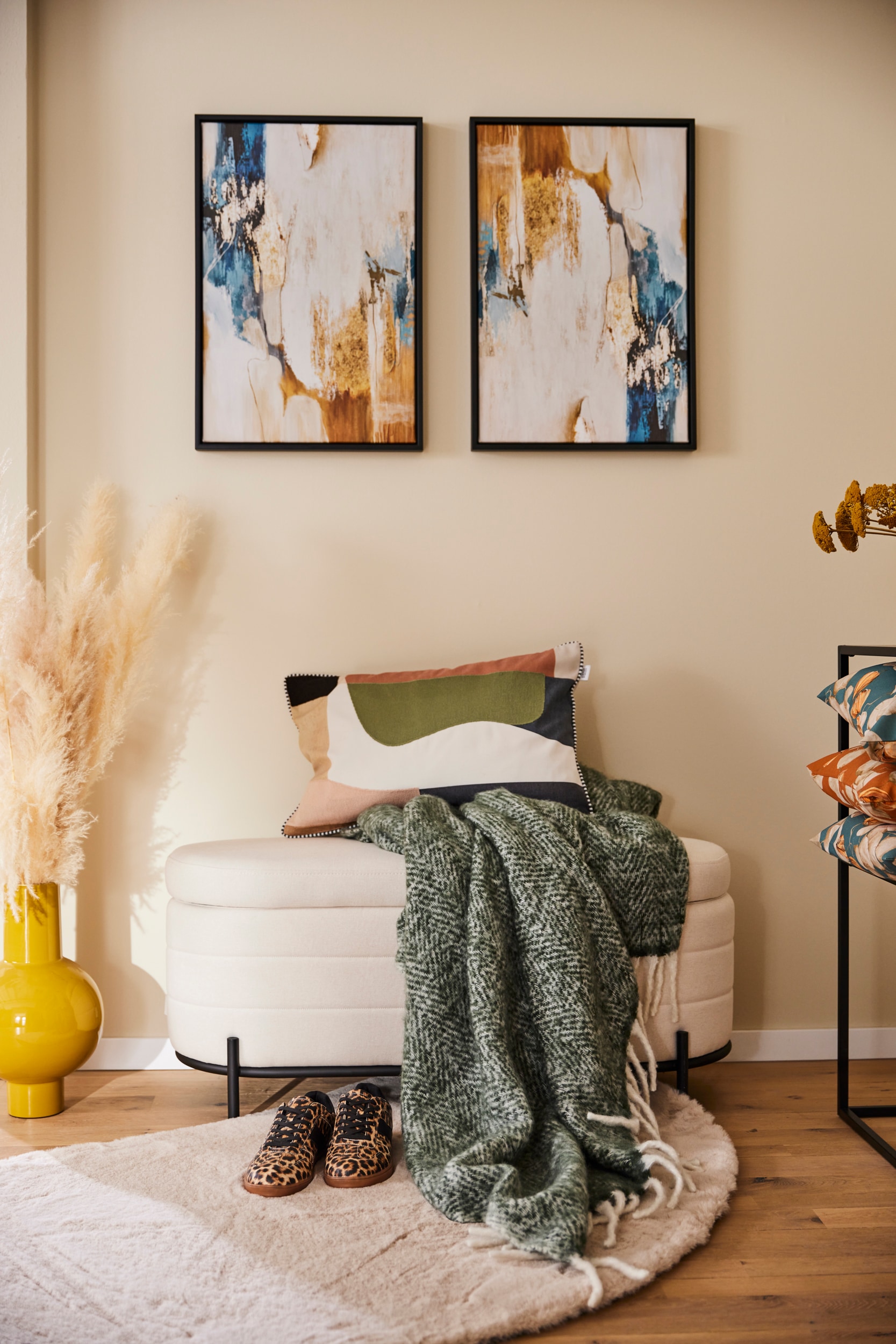 queence Leinwandbild »Abstrakt Beige und Gold«, Abstrakt-Abstrakte-Kunst-Modern, mit einem Schattenfugenrahmen veredelt