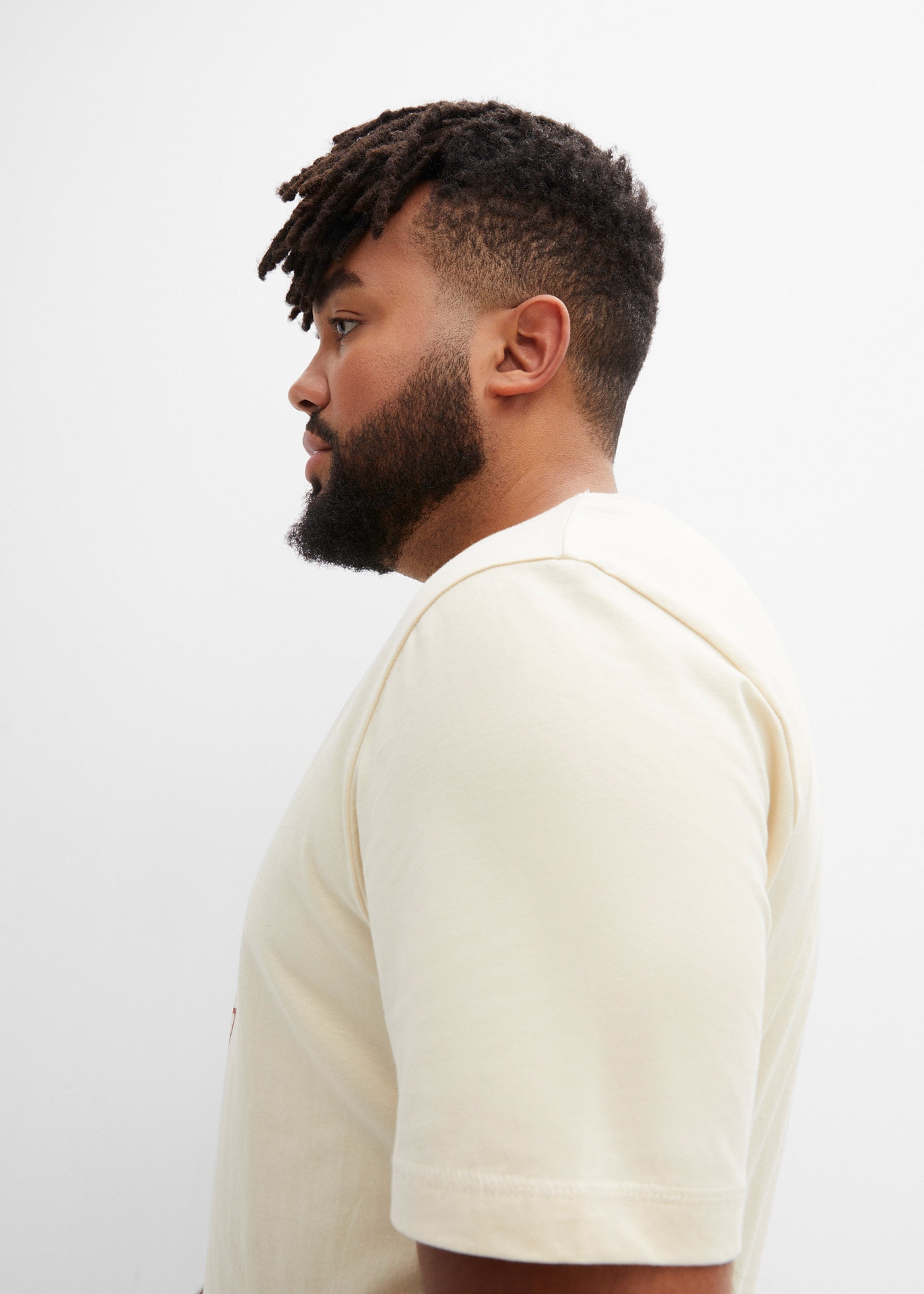 bonprix T-Shirt »T-Shirt aus reiner Baumwolle« Regular Fit, Kurzarm, mit Frontprint, Rundhalsausschnitt