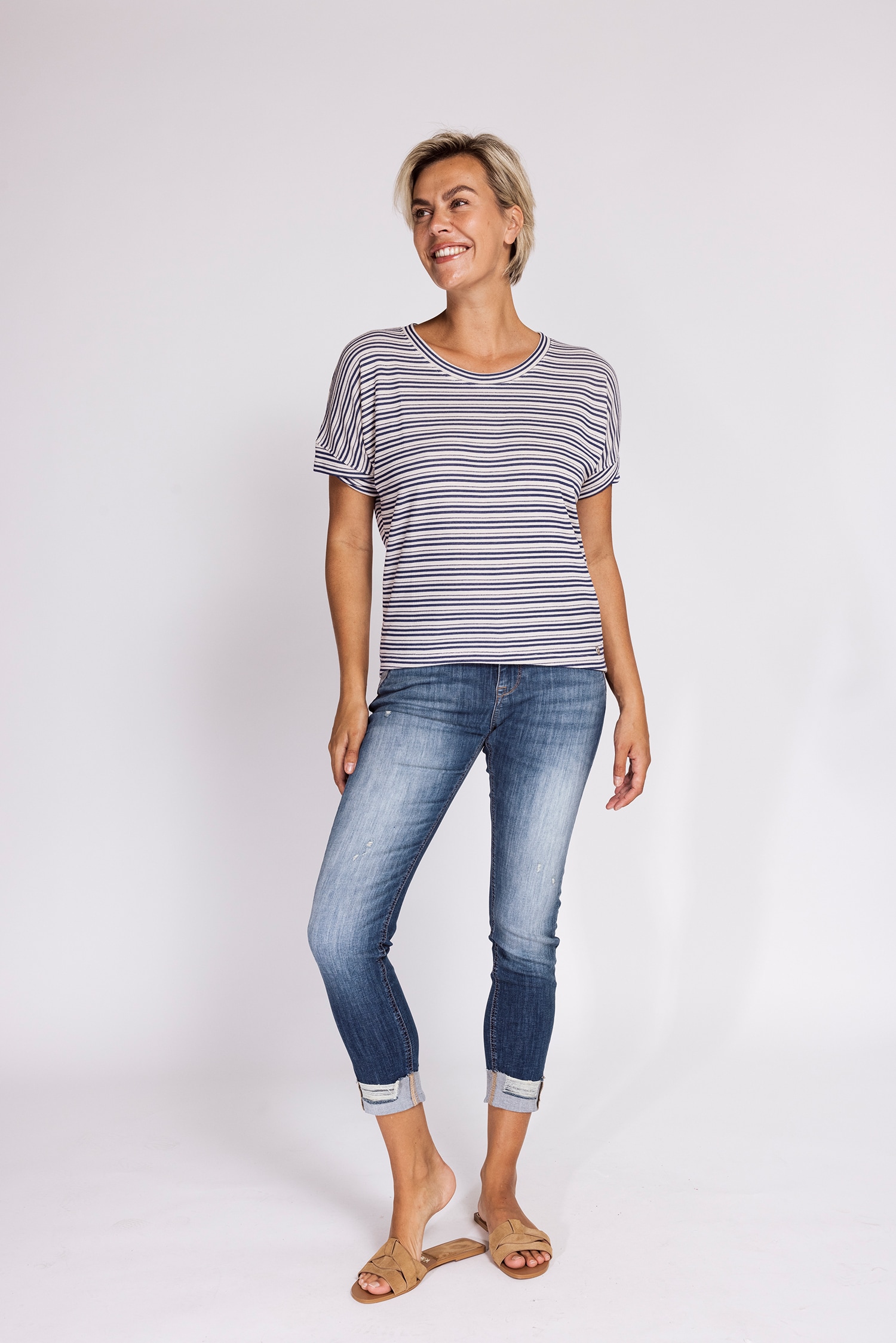 Zhrill Rundhalsshirt »RAHEL« Regular Fit, Kurzarm-Design, vorgewaschene Optik