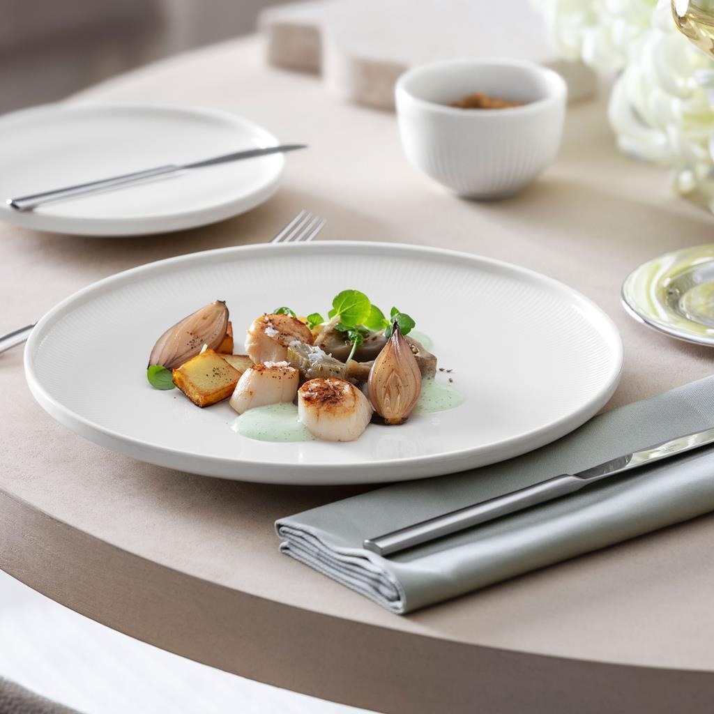 Villeroy & Boch Geschirr-Set »Kombiservice Afina 30er Set weiß« Spülmaschinengeeignet, Mikrowellenfest