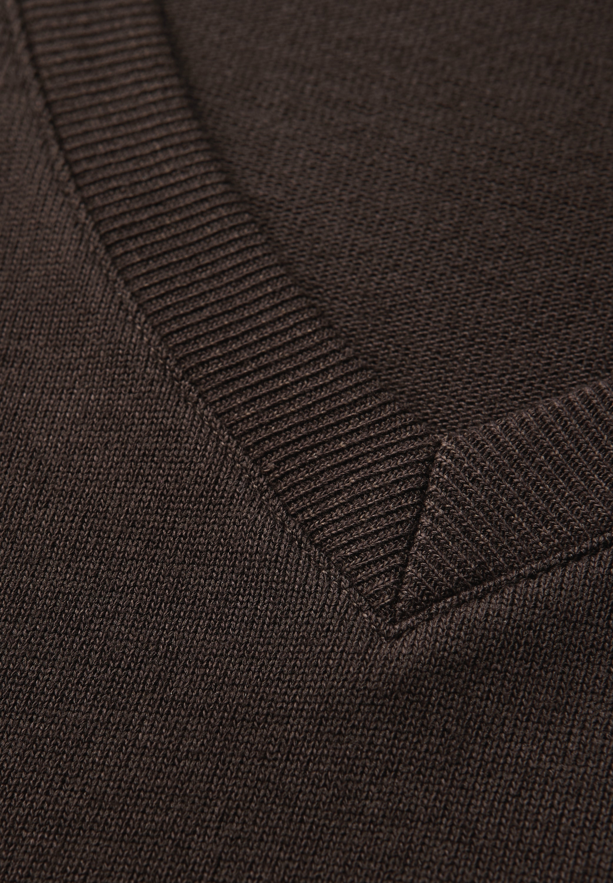 STREET ONE T-Shirt mit V-Ausschnitt und im Strick-Look