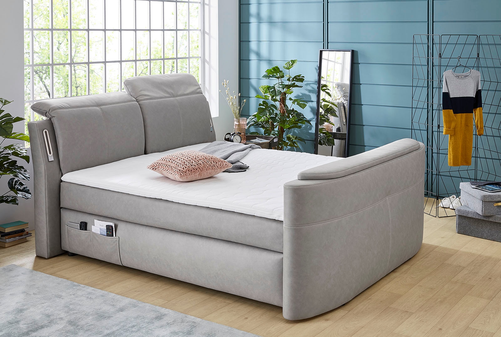 Jockenhöfer Gruppe Boxspringbett »Movie Star«, mit versenkbarem TV-Lift, Fernbedienung, LED-Licht, USB-Ladestation und verstellbaren Kopfstützen