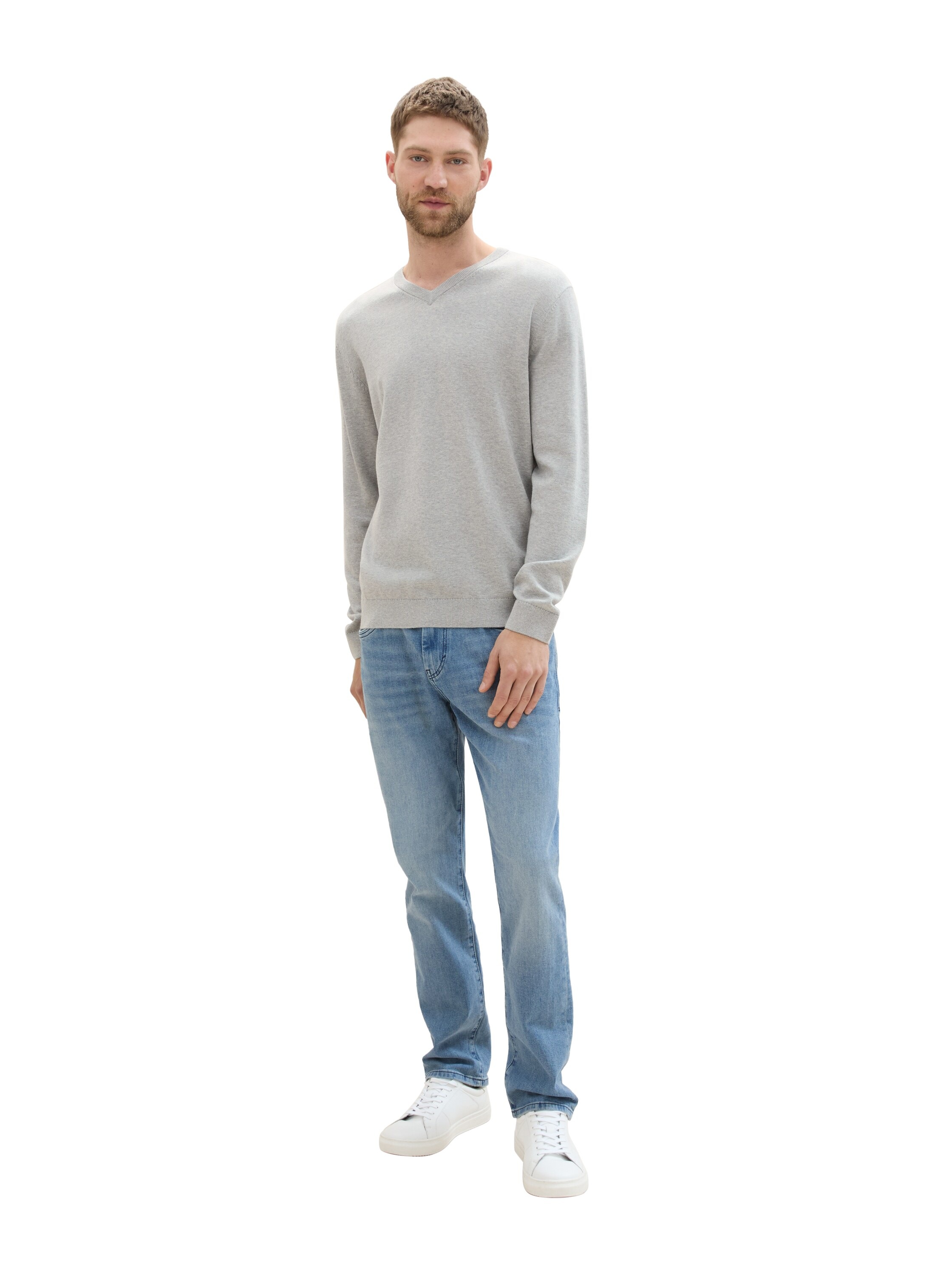 TOM TAILOR V-Ausschnitt-Pullover, mit kleiner Logo-Stickerei