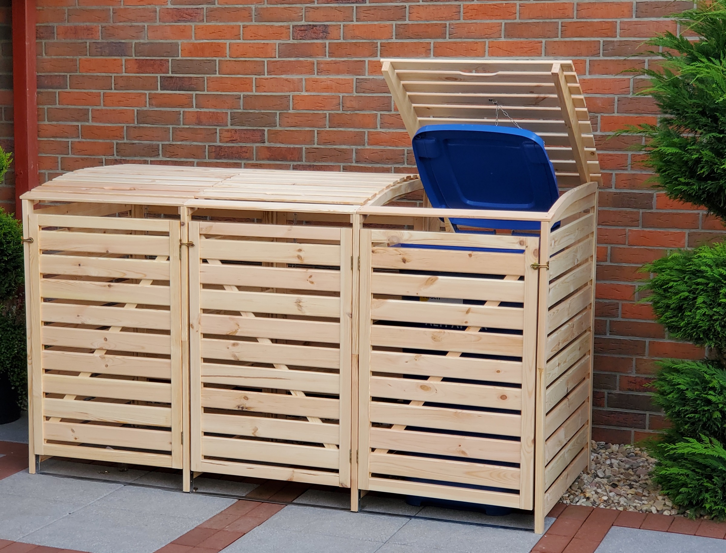 promadino Mülltonnenbox »Vario III« für 3 Tonnen, robust aus zertifiziertem Kiefernholz
