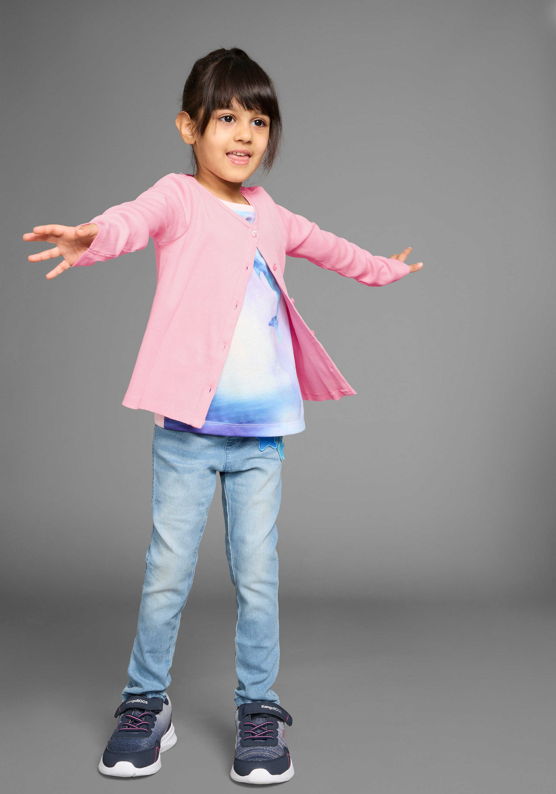KIDSWORLD Sweatjacke »Shirtjacke aus weichem Rippmaterial« Feine Shirtjacke für jeden Anlass