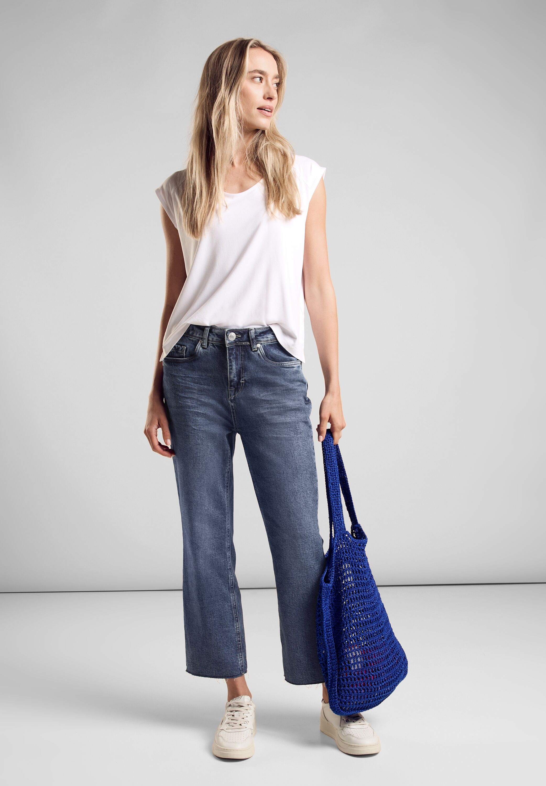 STREET ONE Bootcut-Jeans, im Five-Pocket Style