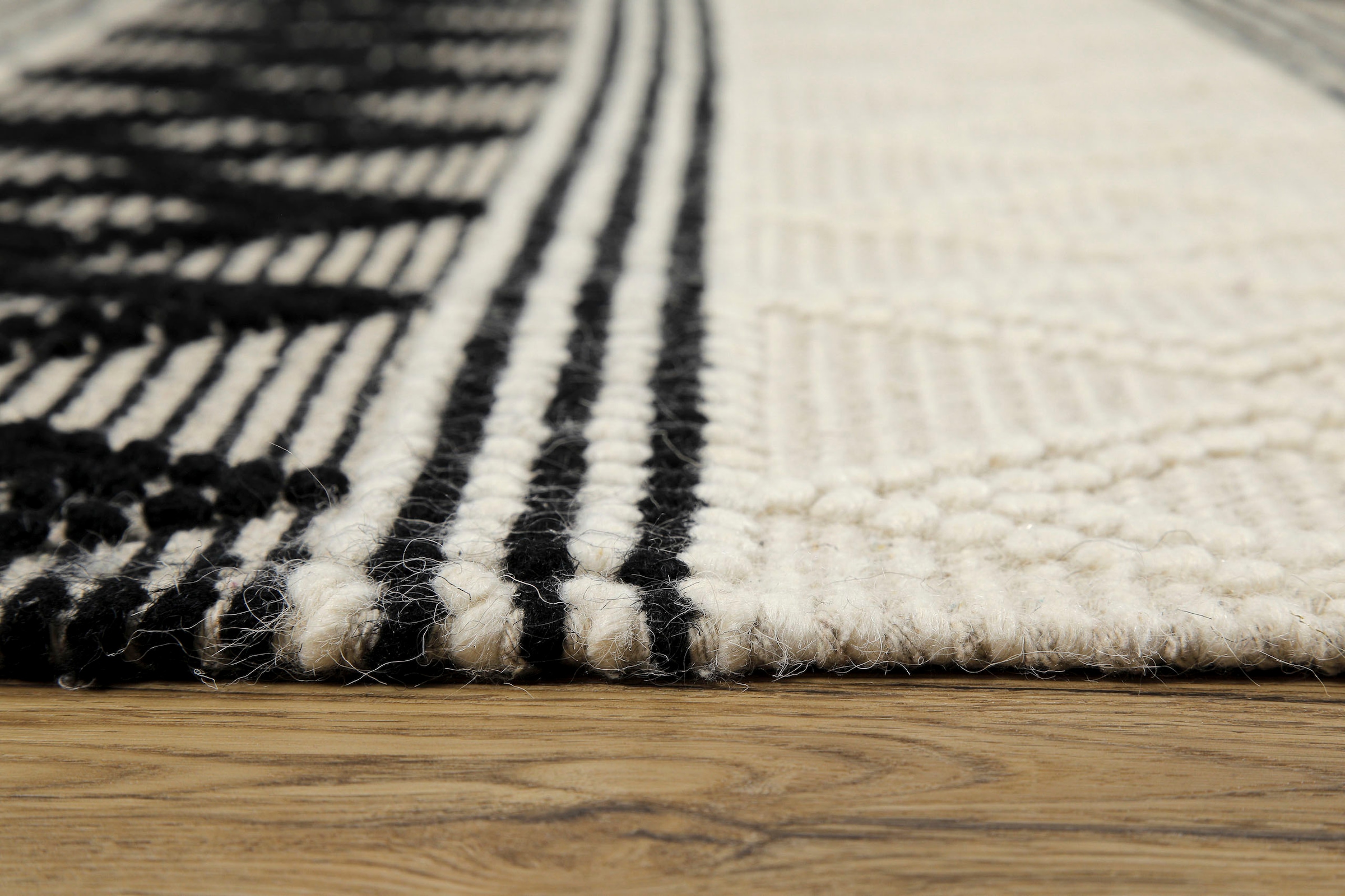 OTTO home Teppich »Jorvik« rechteckig 8 mm Höhe Kurzflor, Wolle, handgewebt, mit Fransen, Schlafzimmer