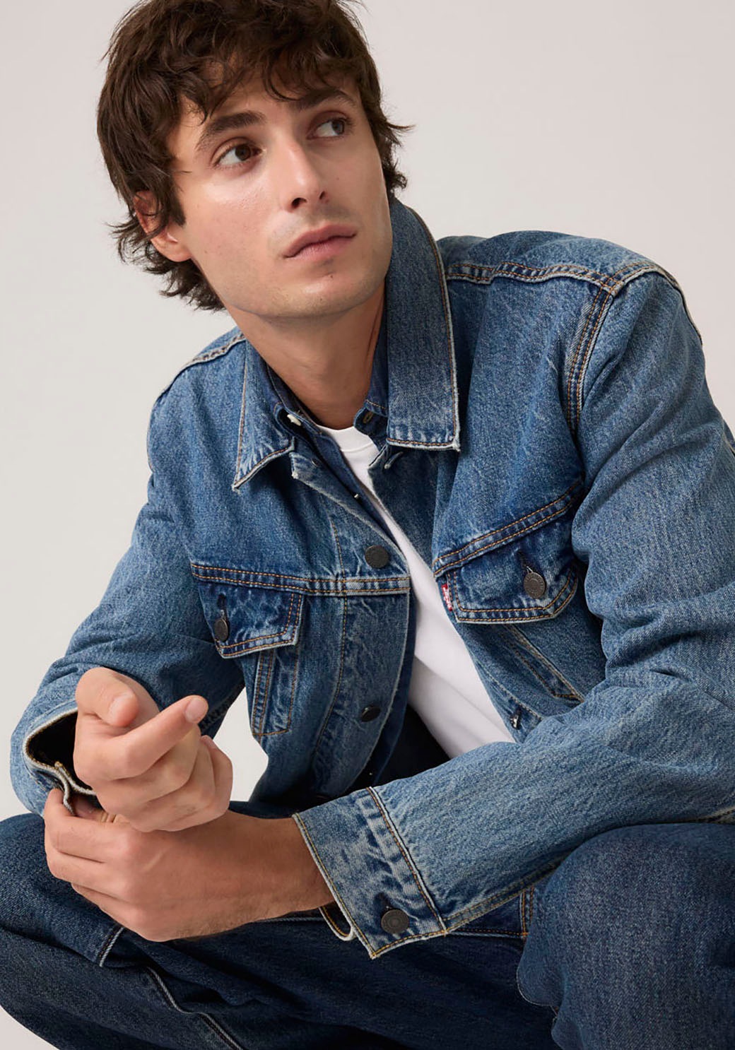 Levi's® Jeansjacke »VINTAGE FIT TRUCKER JKT« ohne Kapuze mit Knopfleiste