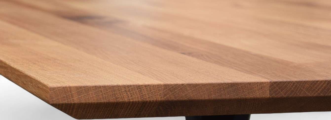 Home affaire Esstisch »Talwiese Küchentisch, U-Form Metallgestell, Wildeiche massiv geölt«, Baum Kante oder Schweizer Kante, erhältlich in 3 Größen und 2 Farben