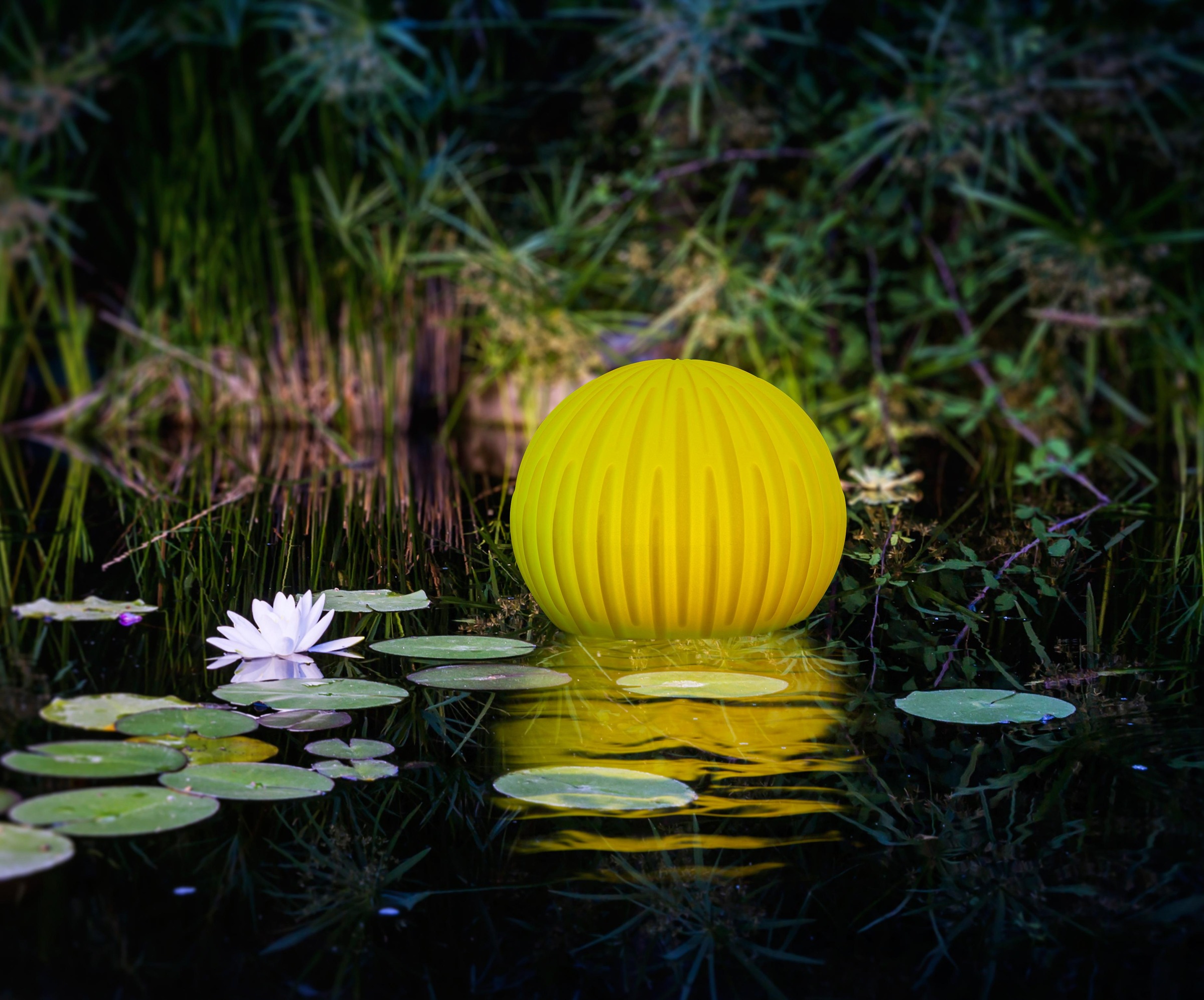 BONETTI LED Gartenleuchte »Kugelleuchte BLÜTE«, Leuchtmittel LED-Board | LED fest integriert, Blütenoptik, Ø 35 cm
