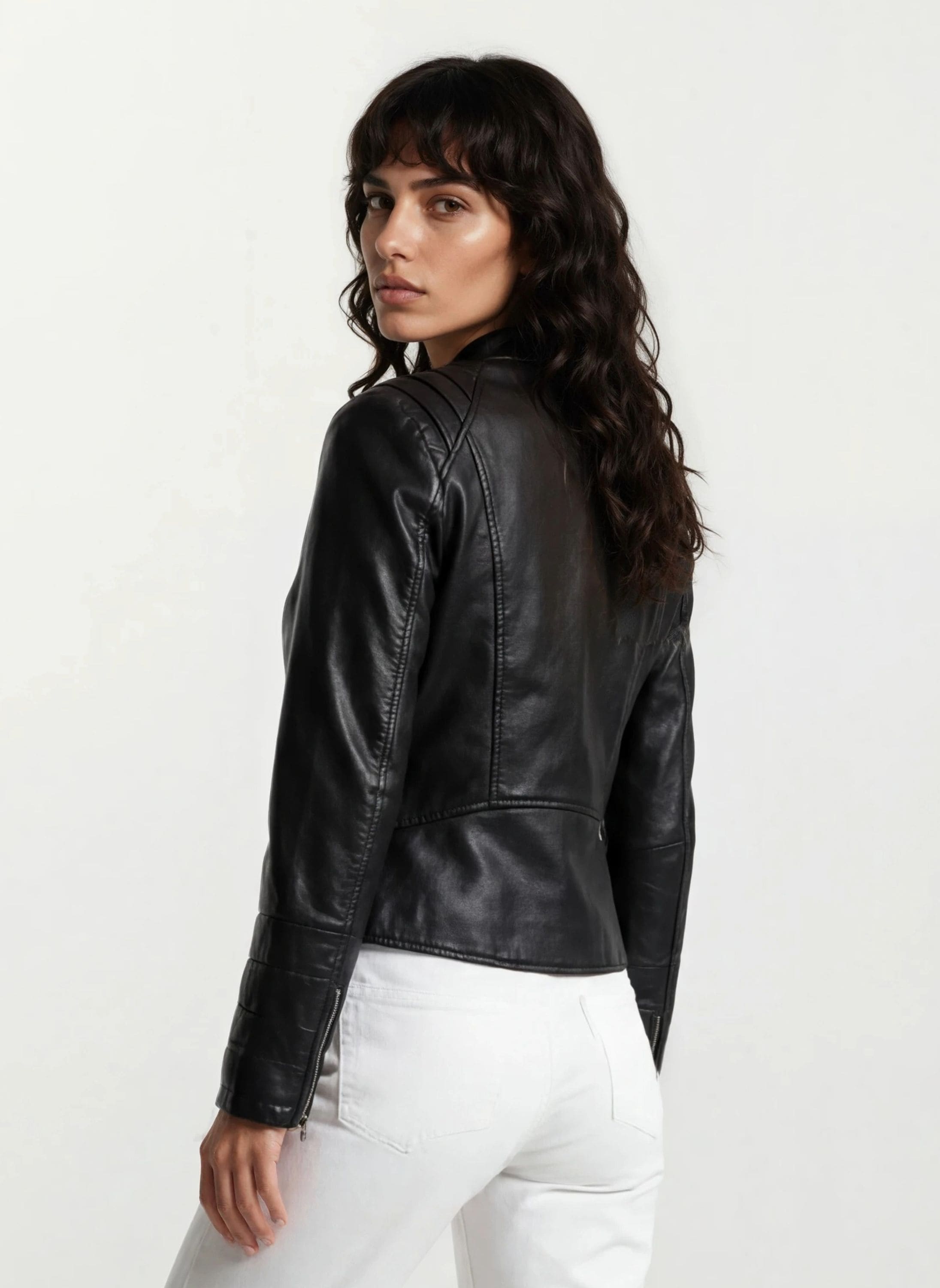 trueprodigy Lederjacke »Raegan mit Steppnähte, Stehkragen und Paspelierungen« ohne Kapuze