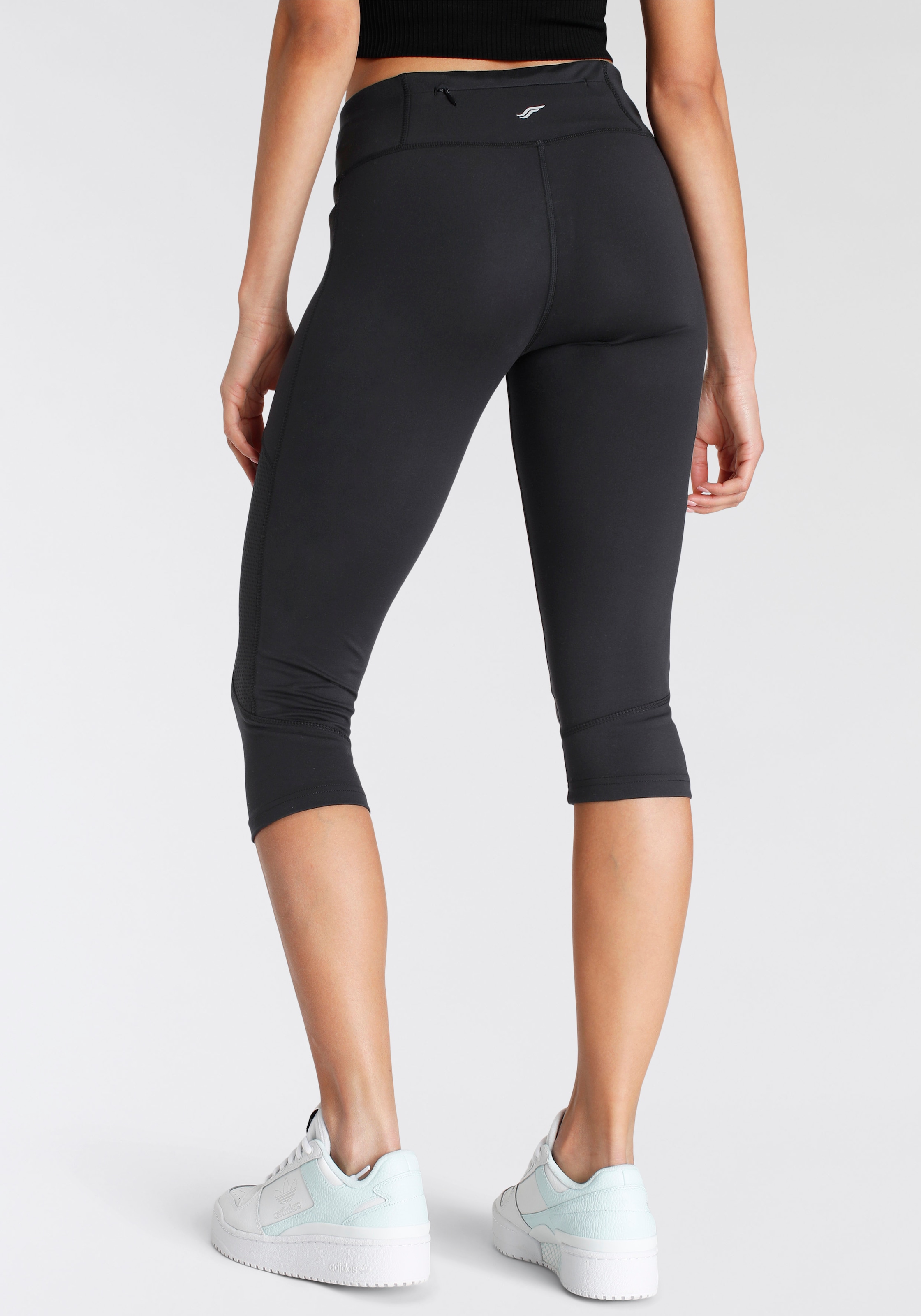 FAYN SPORTS 3/4-Leggings »Train Slim Cropped«, mit atmungsaktiven Einsätzen