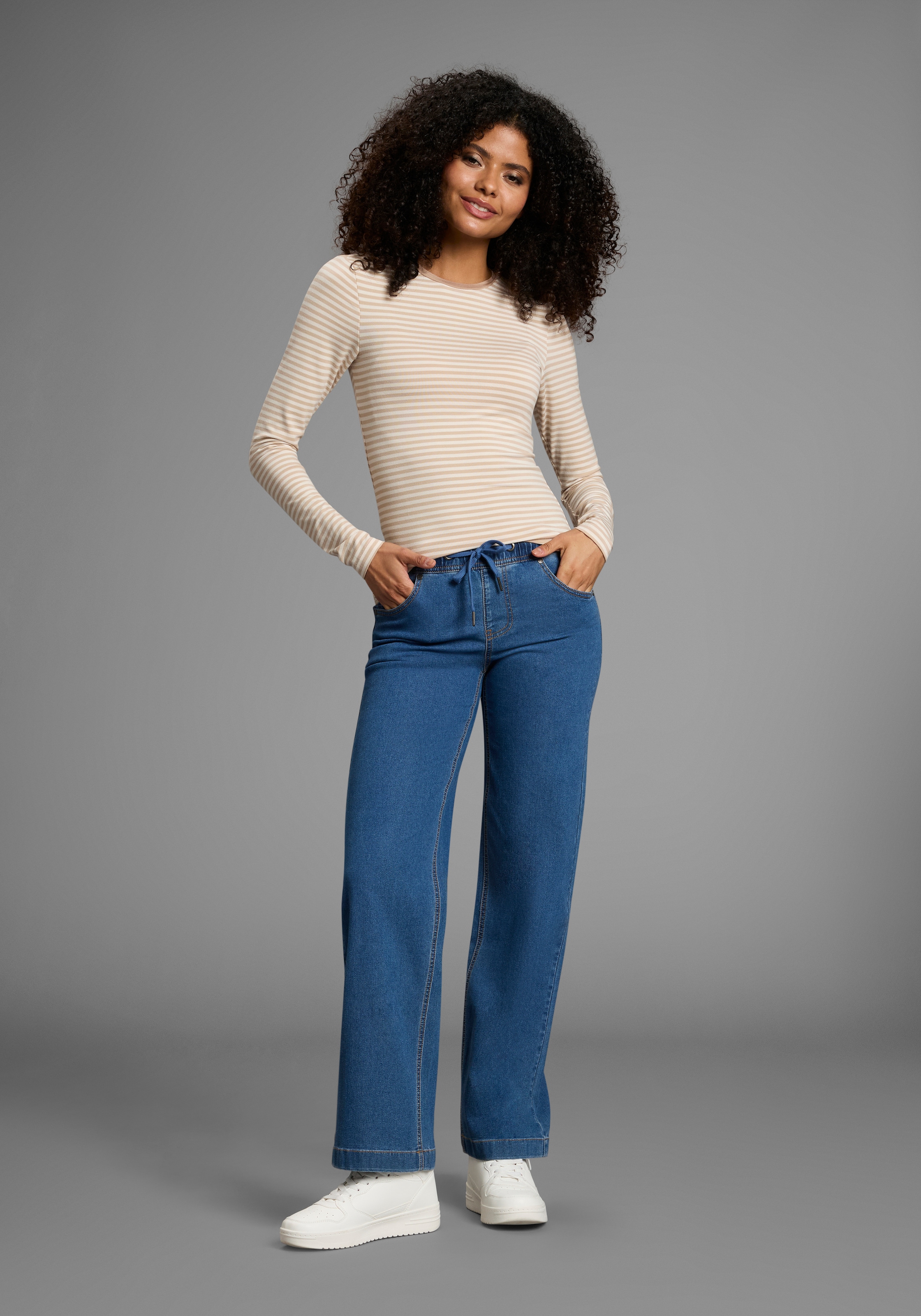 Flashlights Longsleeve hüftlange Schnittform, mit Rundhalsausschnitt, gestreifte Optik