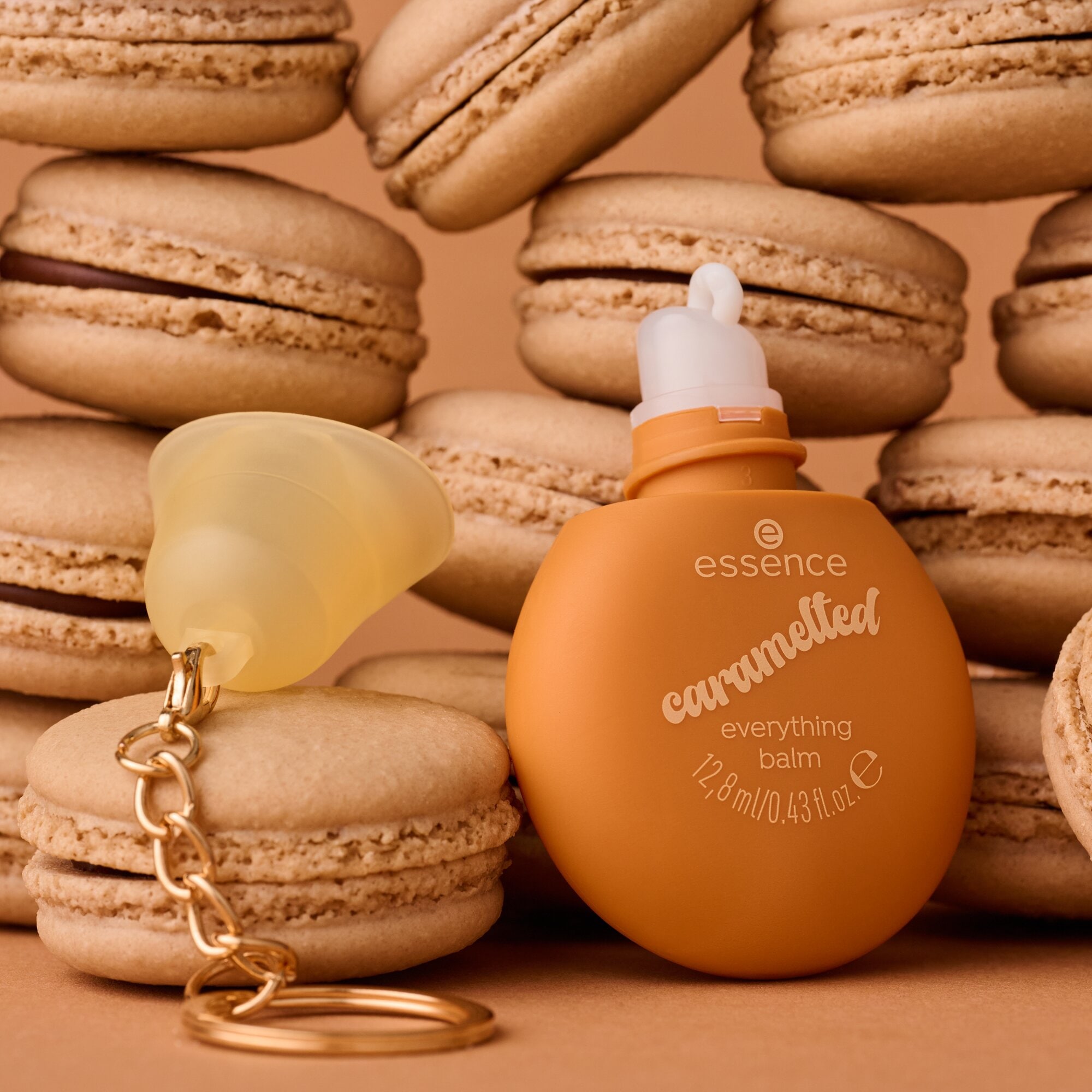 Essence Lippenbalsam »caramelted everything balm«