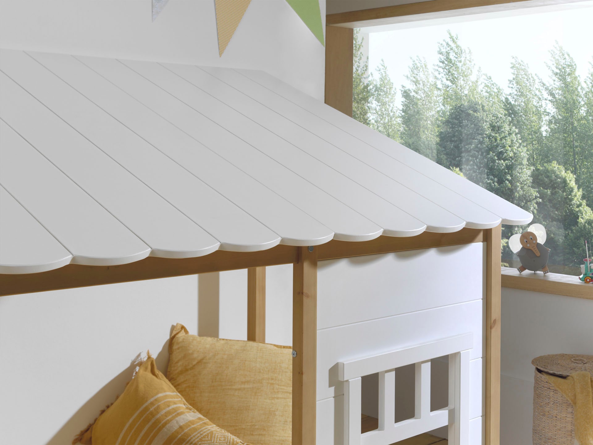 Vipack Kinderbett, (Made in Europe), Hausbett mit Lattenrost, wahlweise Bettschublade