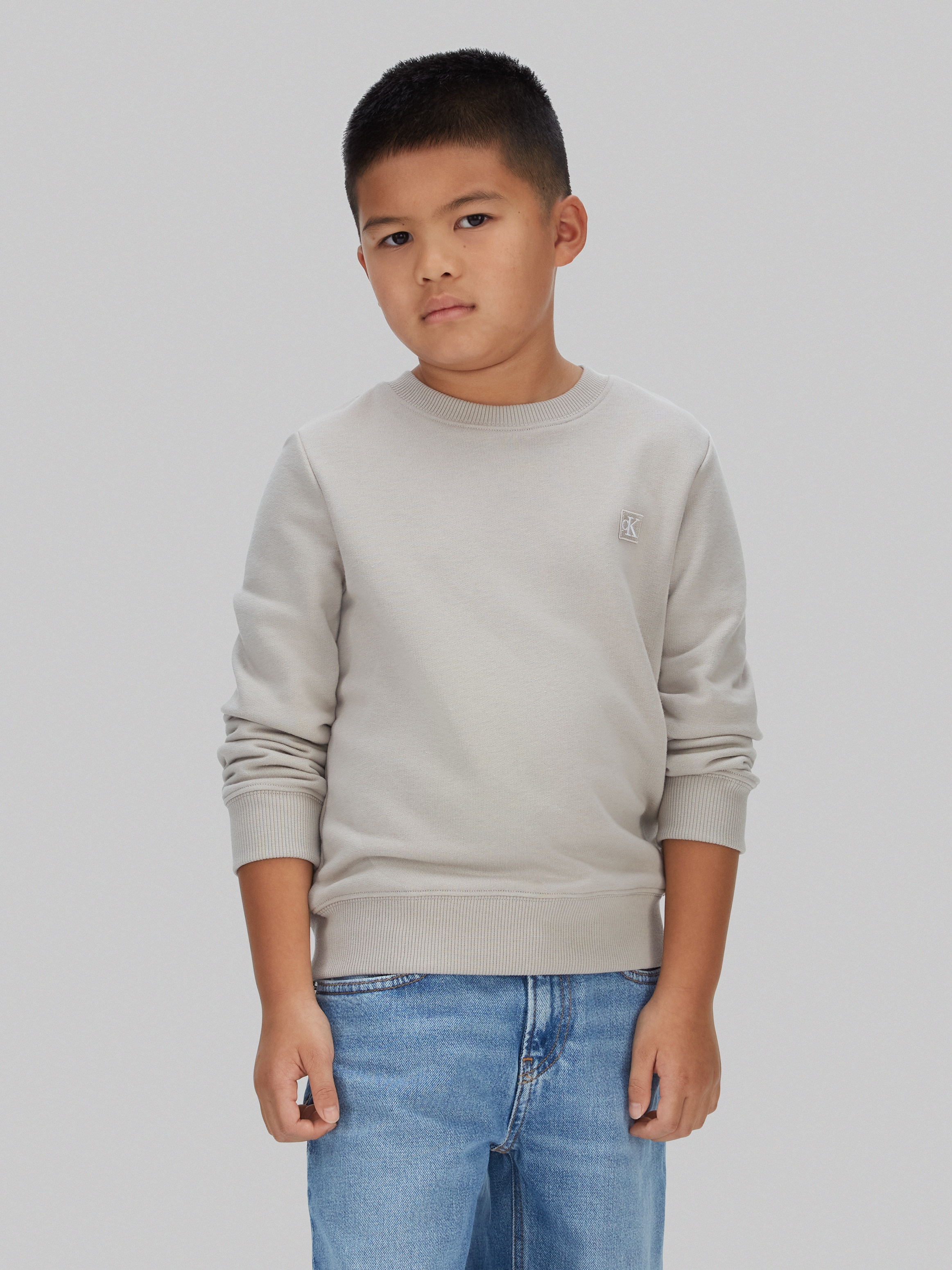Calvin Klein Jeans Sweatshirt »MONO MINI BADGE REG CN«, für Kinder bis 16 Jahre mit Logoschriftzug
