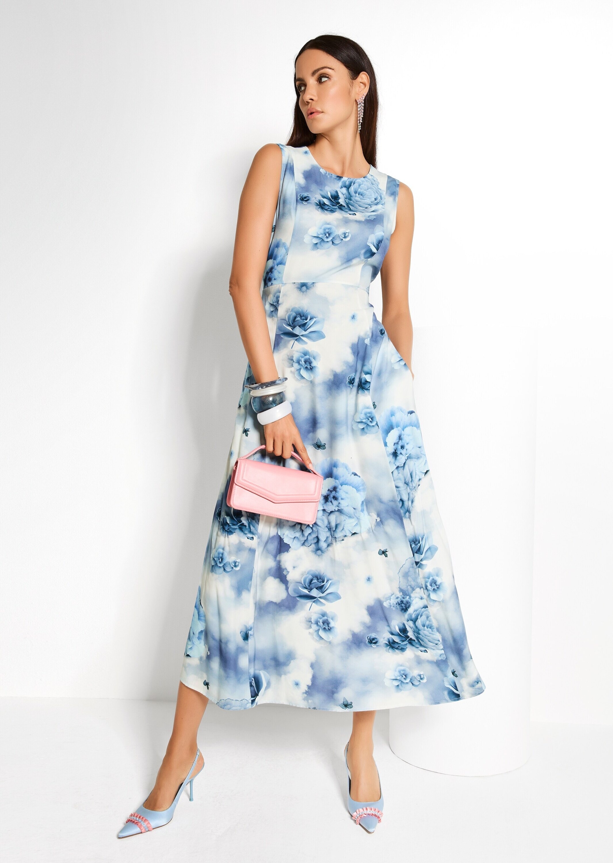 MADELEINE Midikleid »Viskosekleid Druckkleid mit floralem Print« Nahttasche Teilungsnähte