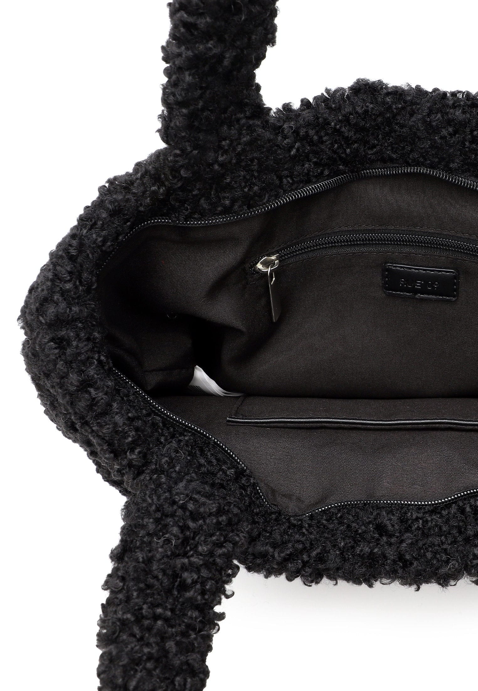 EMILY & NOAH Shopper »Shopper E&N Cergy RUE 09«
