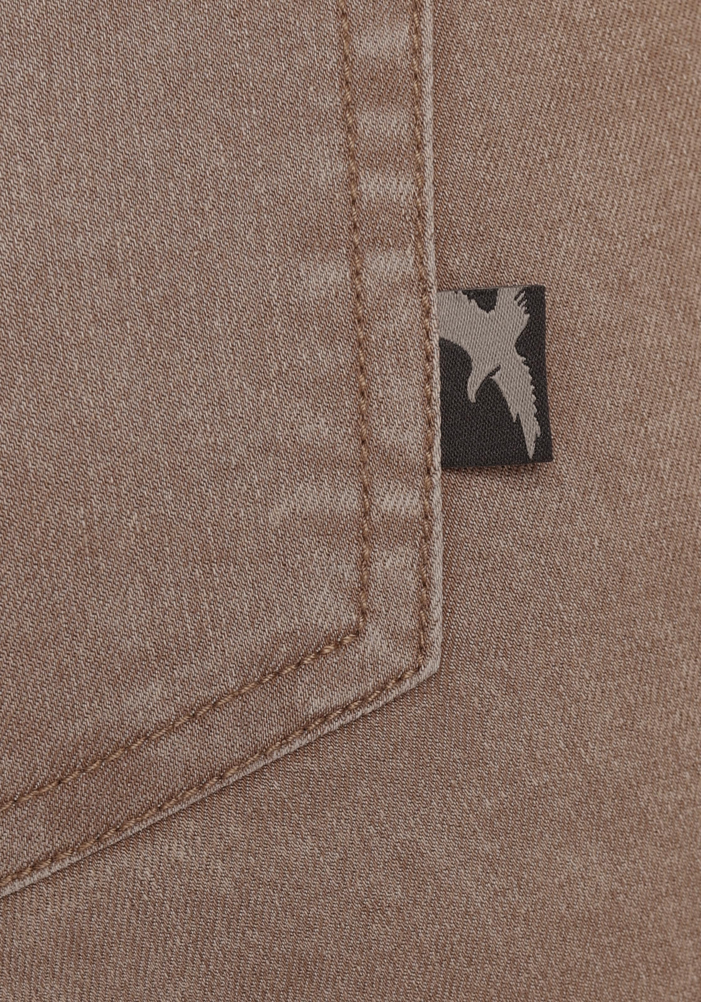 Arizona Caprijeans »Ultra Stretch«, extraenge Passform, knieumspielende Länge, hohe Leibhöhe
