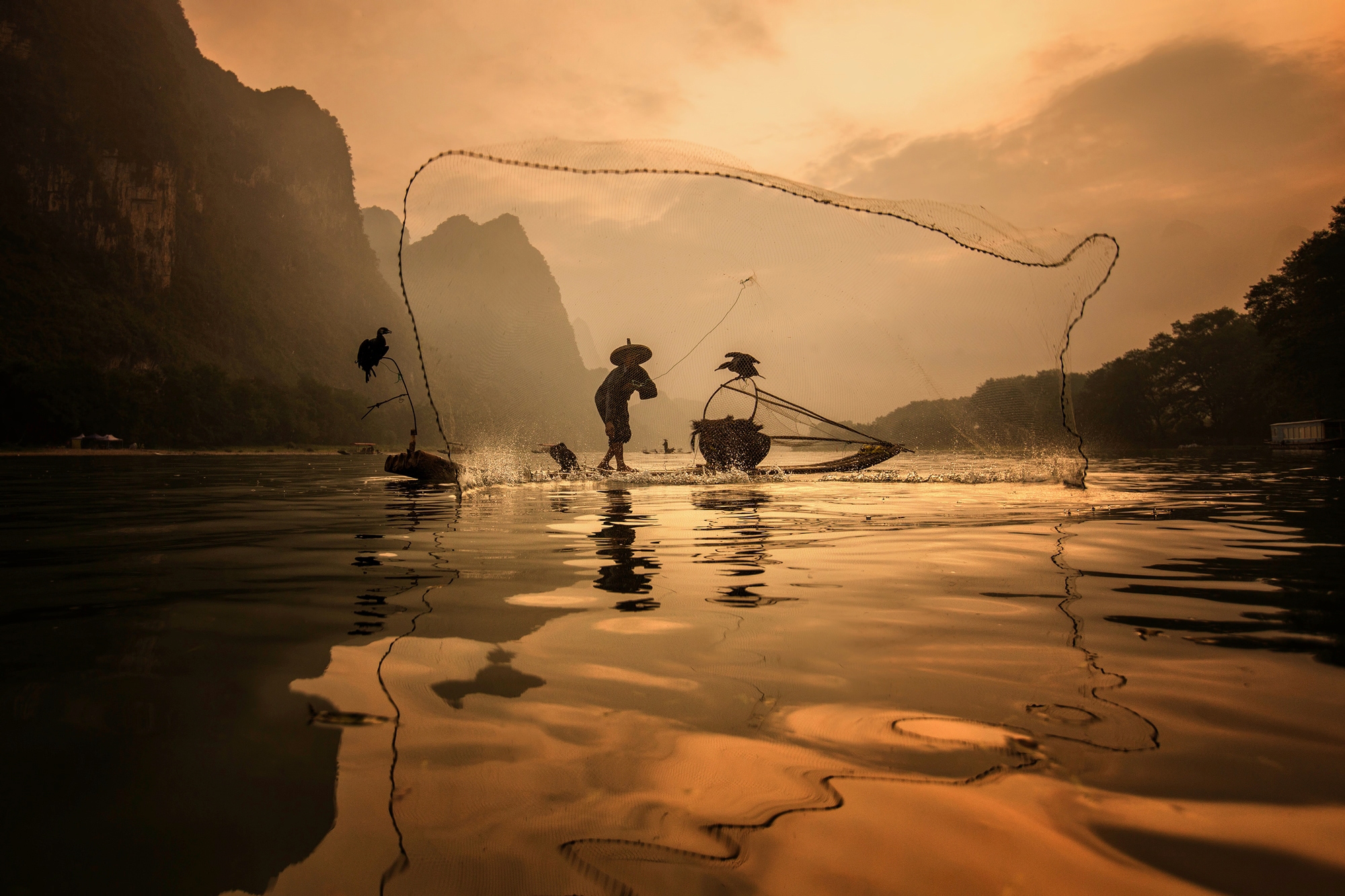 Fototapete »Photo-Art GUNARTO SONG, VERBREITEN SIE DIE FISCHNETZE«