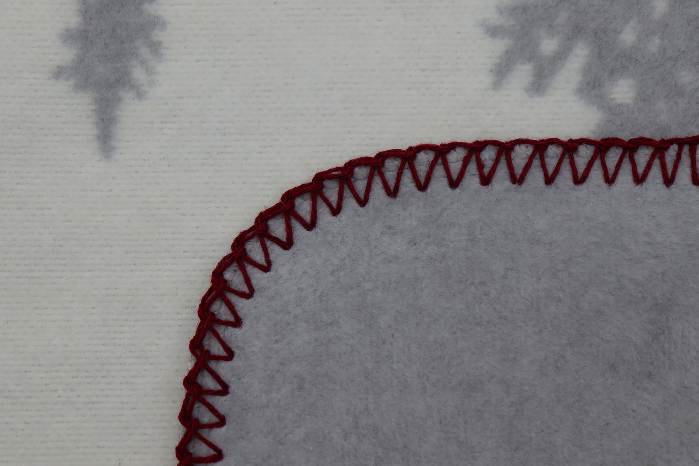 Biederlack Wohndecke »Deerlight« winterliche Alpenstimmung