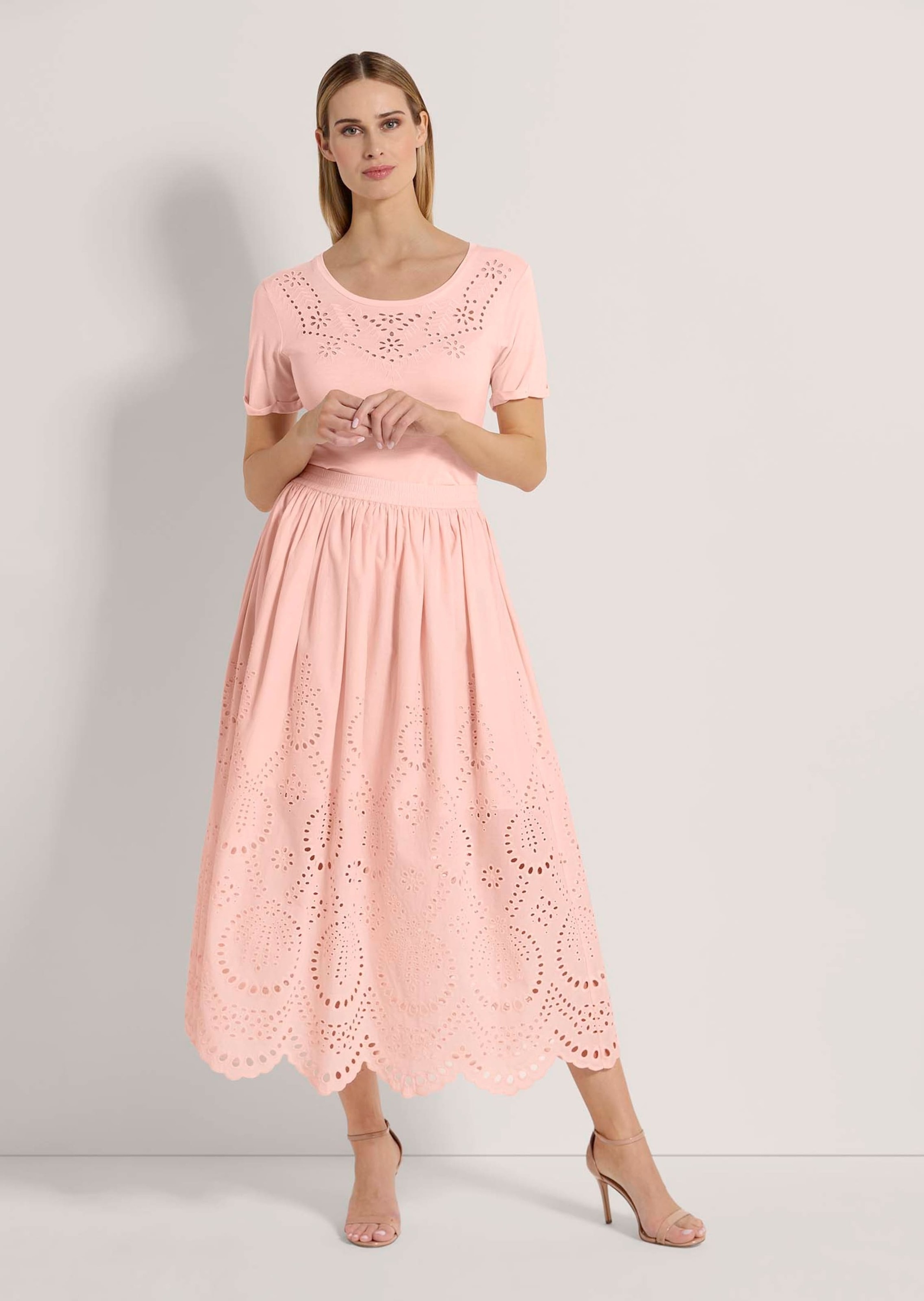 MADELEINE Midirock »Rock Rock mit Lochstickerei«