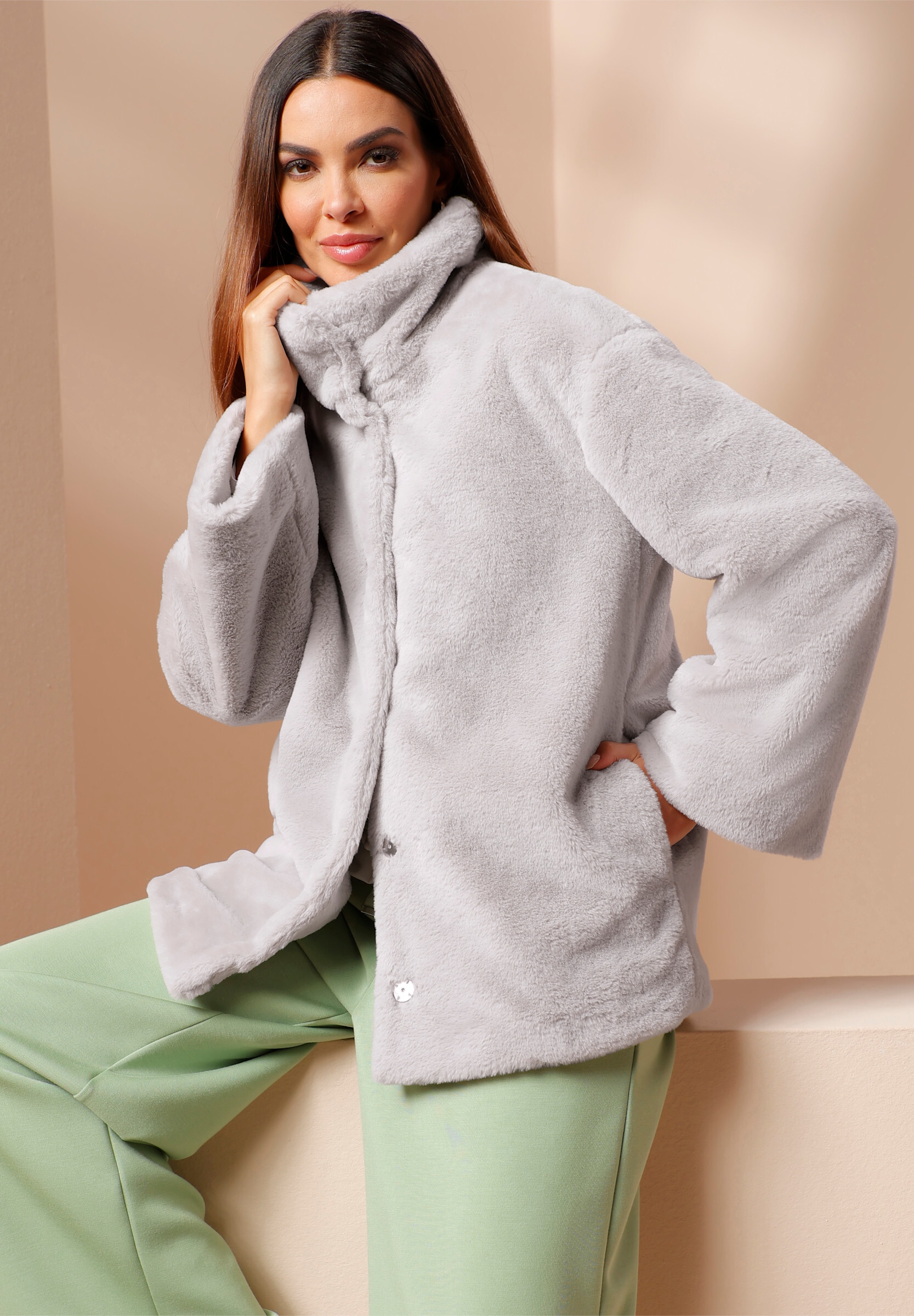 heine Fellimitatjacke »Fellimitat-Jacke Fellimitatjacke Mit Stehkragen« ohne Kapuze