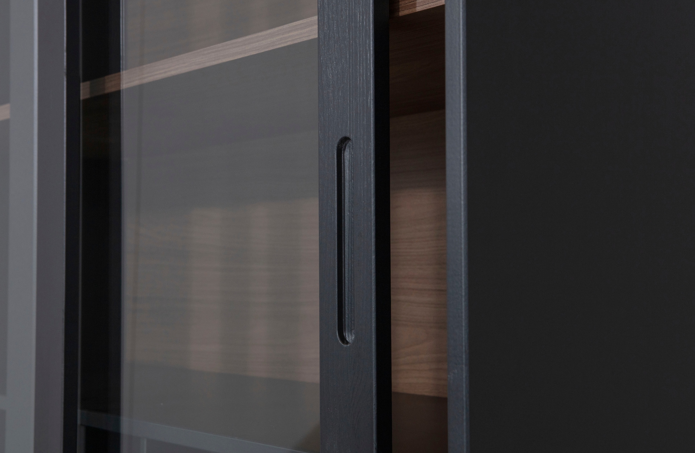 WOOOD Vitrine »James«, mit Glas, viel Stauraum, H 200 cm x B 125 cm