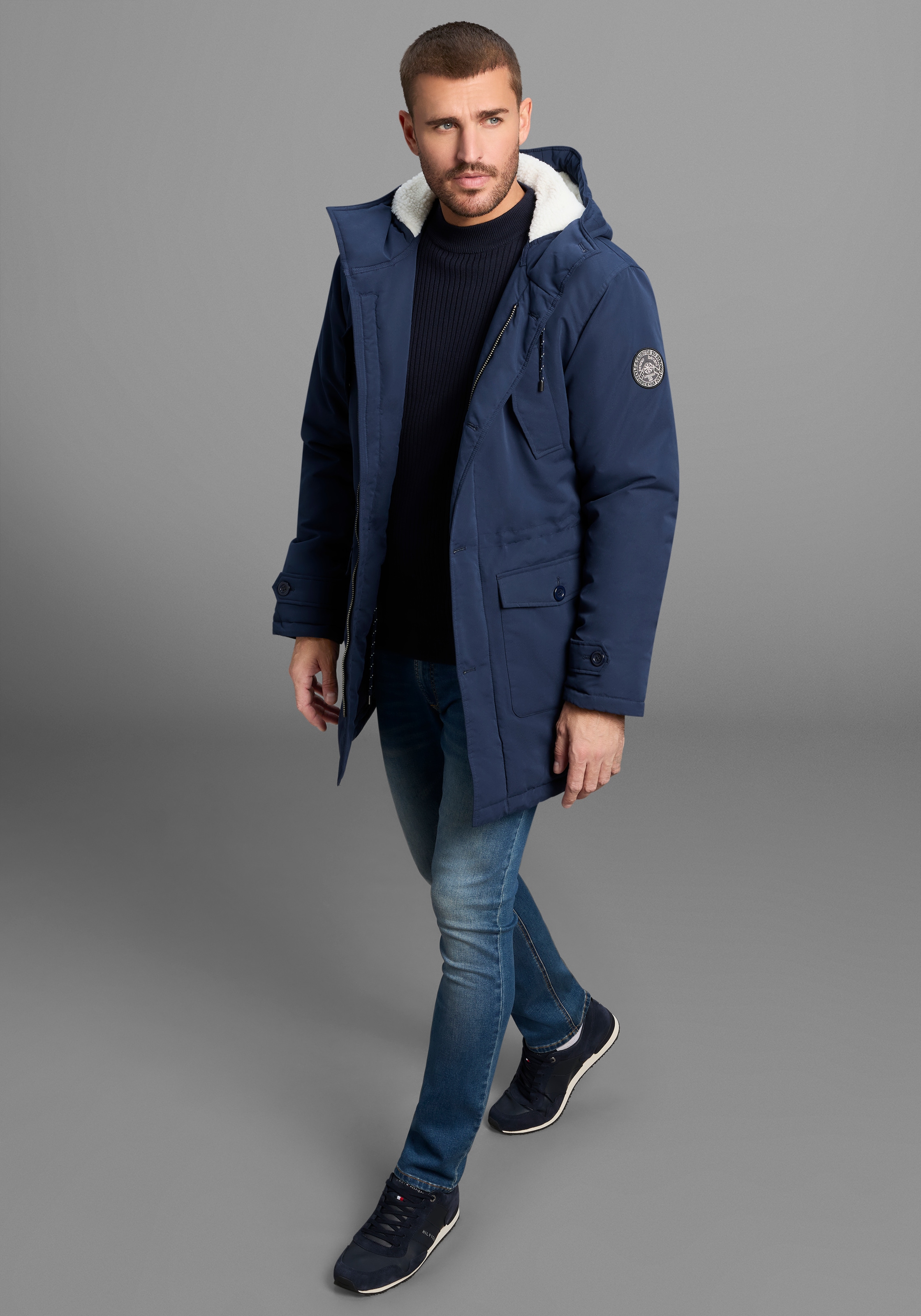 Bruno Banani Parka mit Kapuze Winterjacke mit Teddy Fleece gefüttert und anpassbarer Kapuze