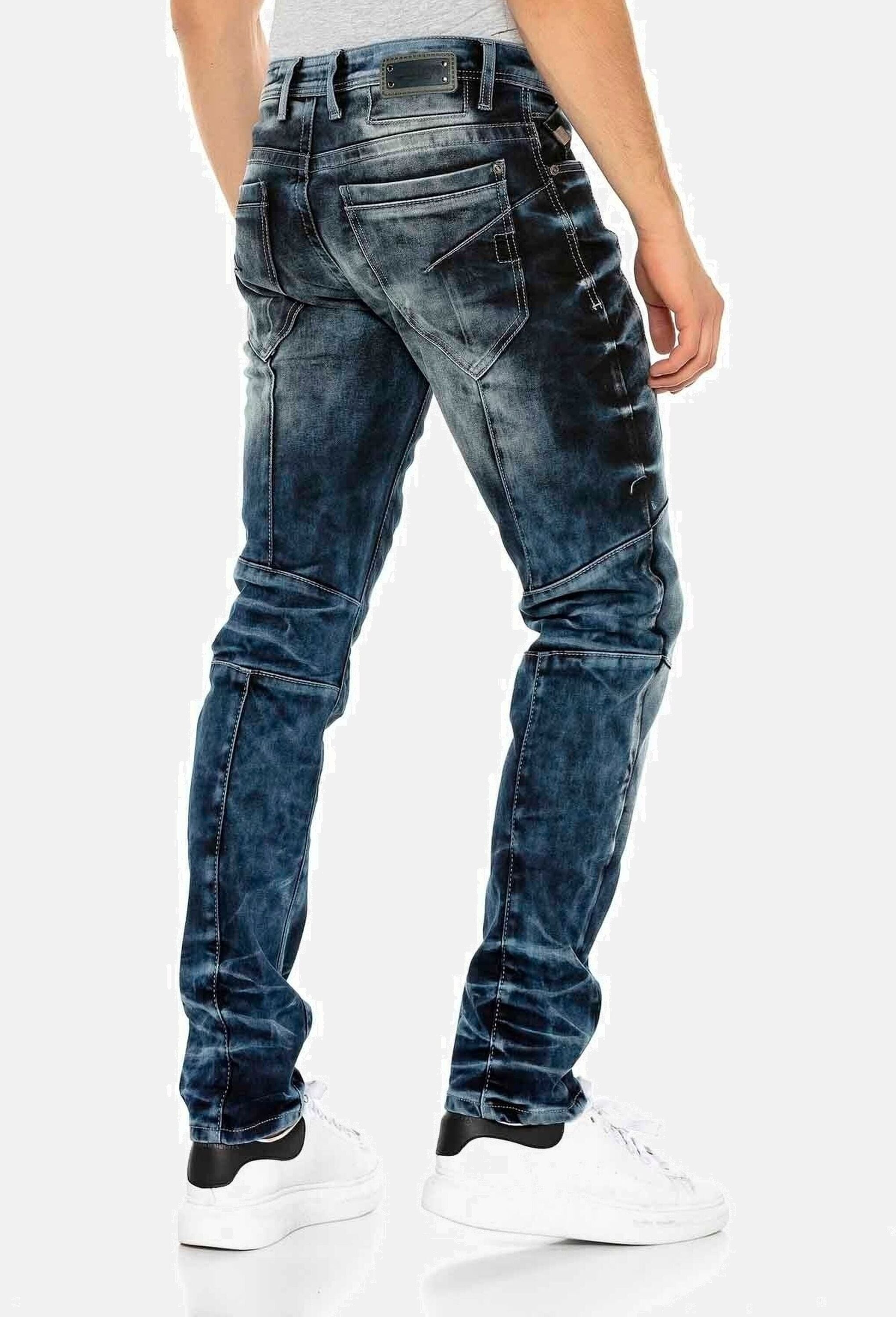 Cipo & Baxx Tapered-fit-Jeans »Cipo & Baxx Jeans« mit cooler Waschung und Ziernähten, CD-286