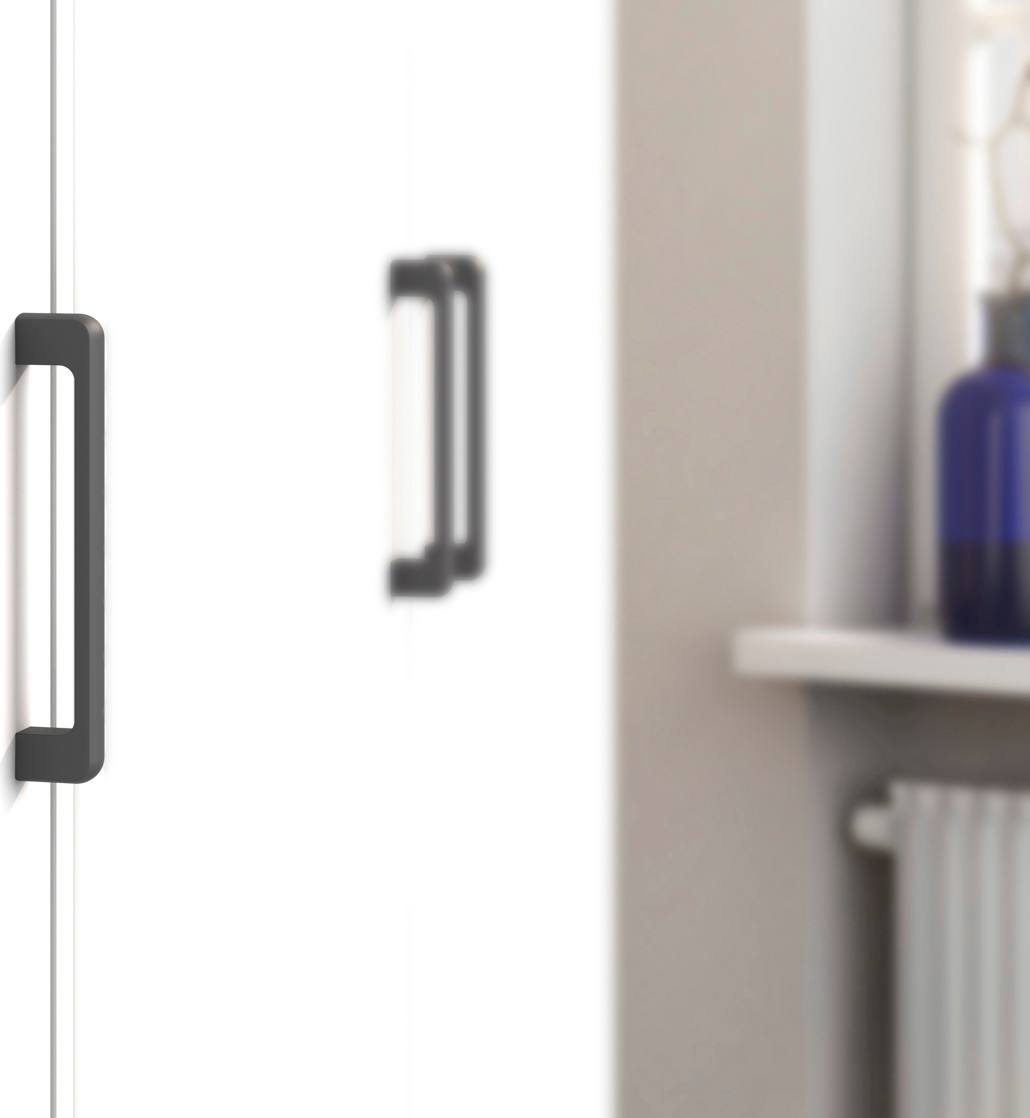 rauch Drehtürenschrank »Voyager, Kleiderschrank mit Außenschubkästen, Garderobe«, (in 3 verschiedenen Ausstattungen BASIC/CLASSIC/PREMIUM), Made in Germany