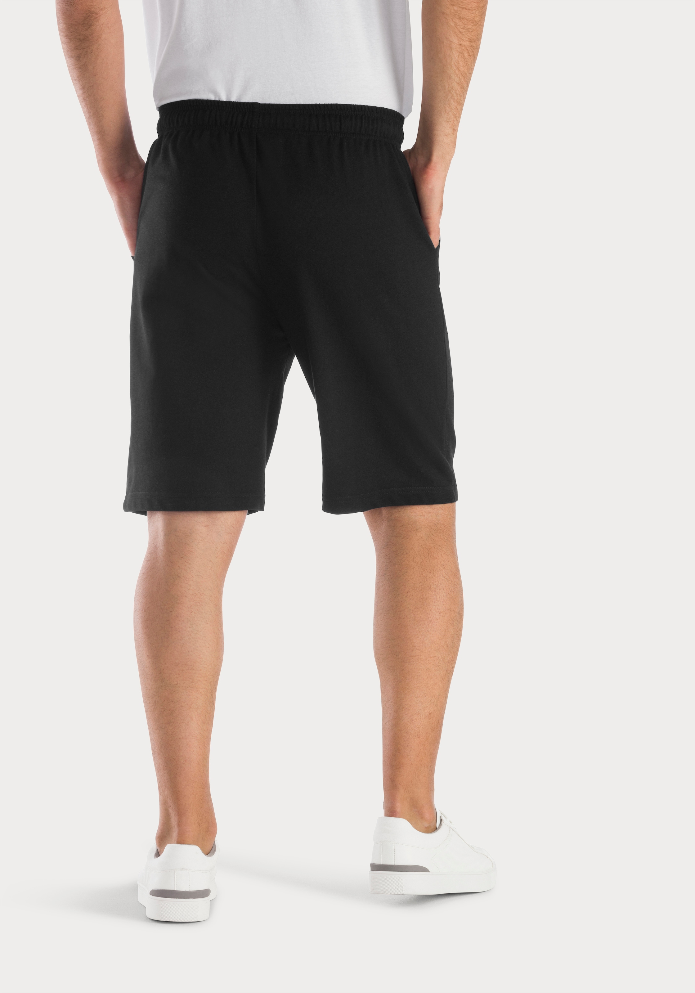 KangaROOS Sweatshorts »kurze Jogginghose«, aus weicher Sweatware mit Kordel