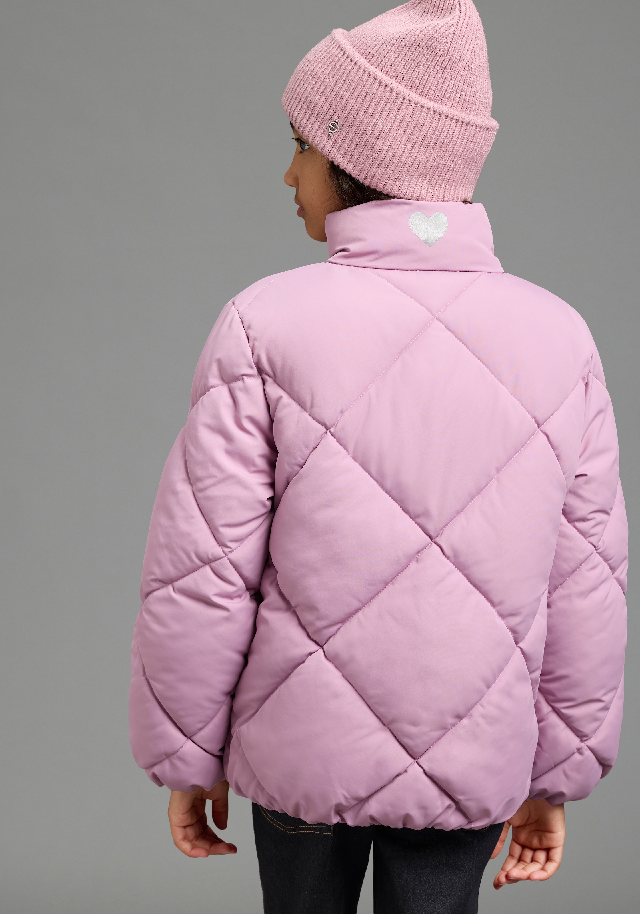 H.I.S Outdoorjacke »Winter-Steppjacke mit Herzreflektor von H.I.S« Warme Jacke mit modischer Steppung, mit reflektierenden Details