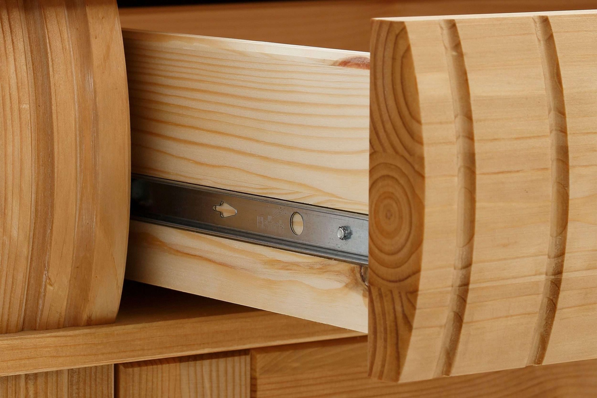 Home affaire Kommode »Teresa Sideboard nur 2 Schubkästen« aus massiver Kiefer Breite 84 cm, Höhe 90 cm, FSC®