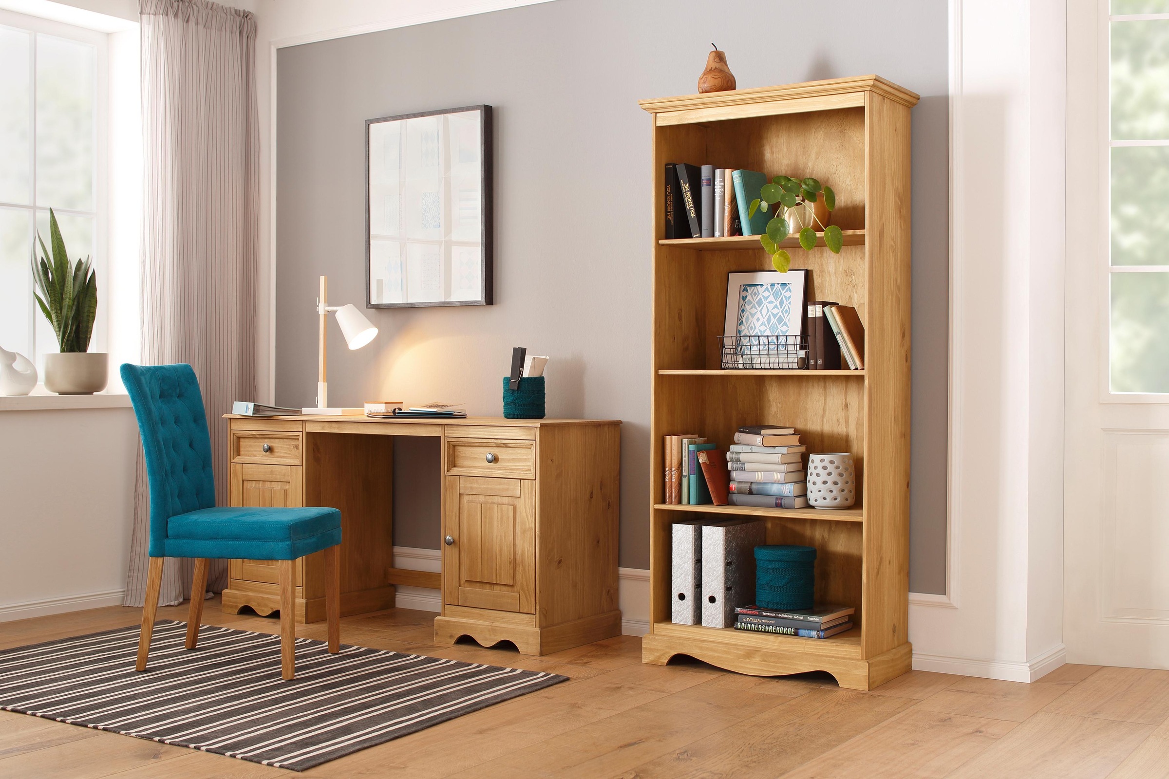 Home affaire Esszimmerstuhl »Colorado BESTSELLER Polsterstuhl«, (Set), 2 St., Luxus-Microfaser, Beine in eiche oder nussbaum. Im 2er, 4er oder 6er-Set