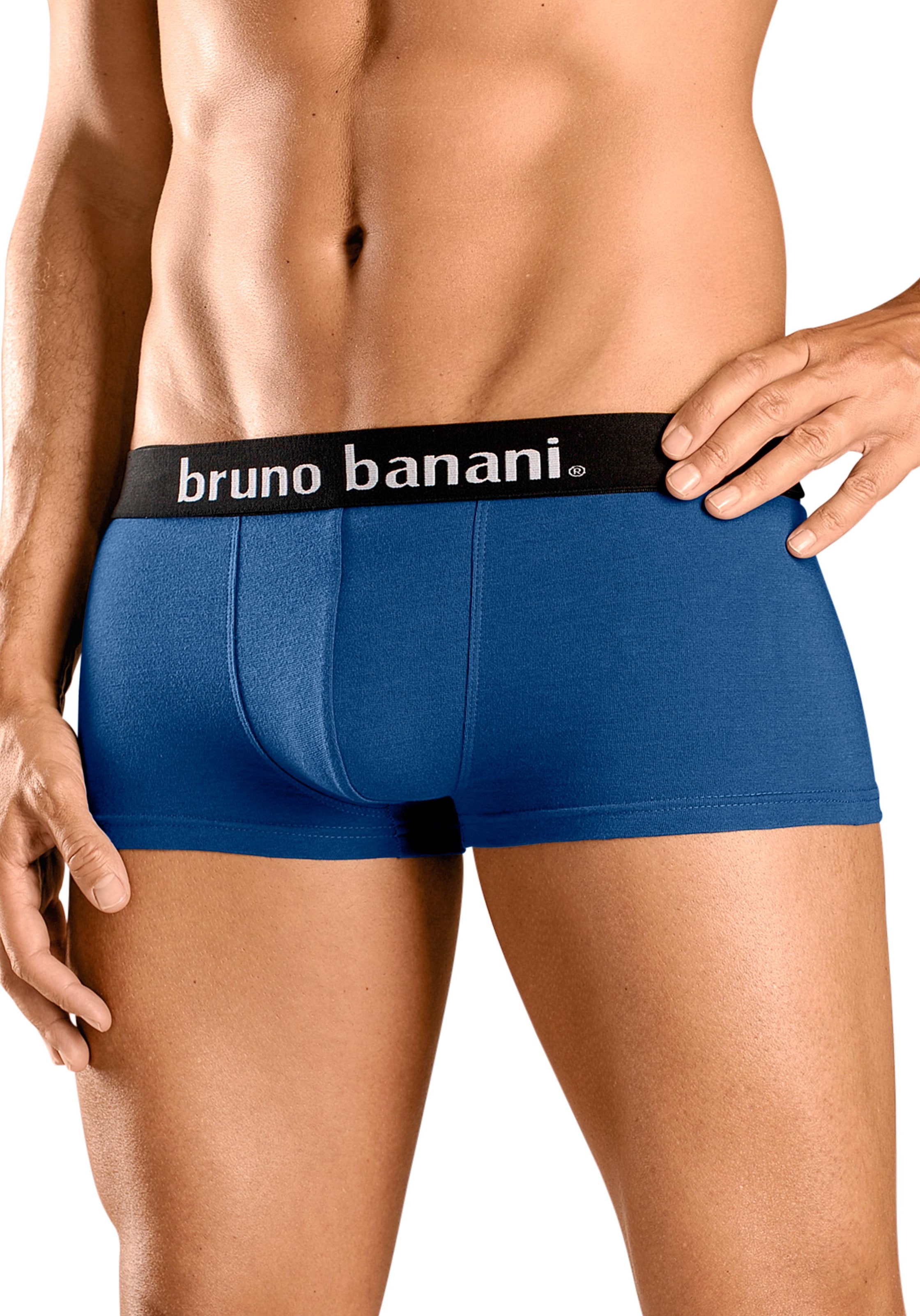 Bruno Banani Hipster, (Packung, 4 St.), knapp sitzende Boxershorts in uni oder gemustert aus Baumwollmischung