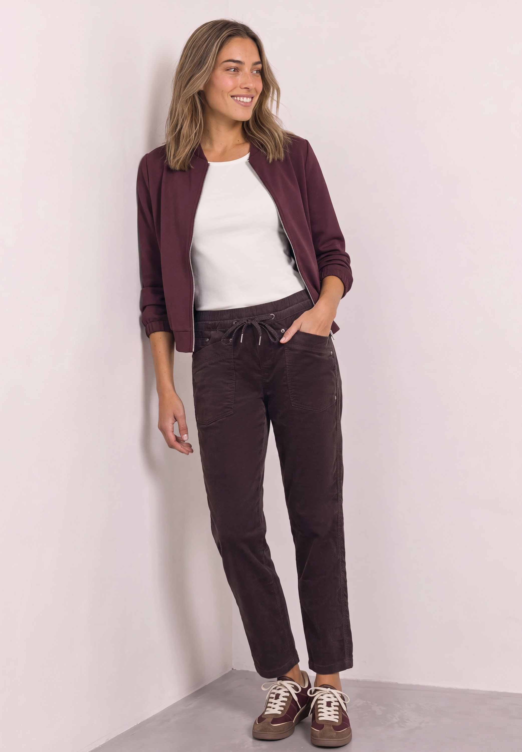 STREET ONE Cordhose  Loose Fit mit elastischem Bund, 7/8-Länge