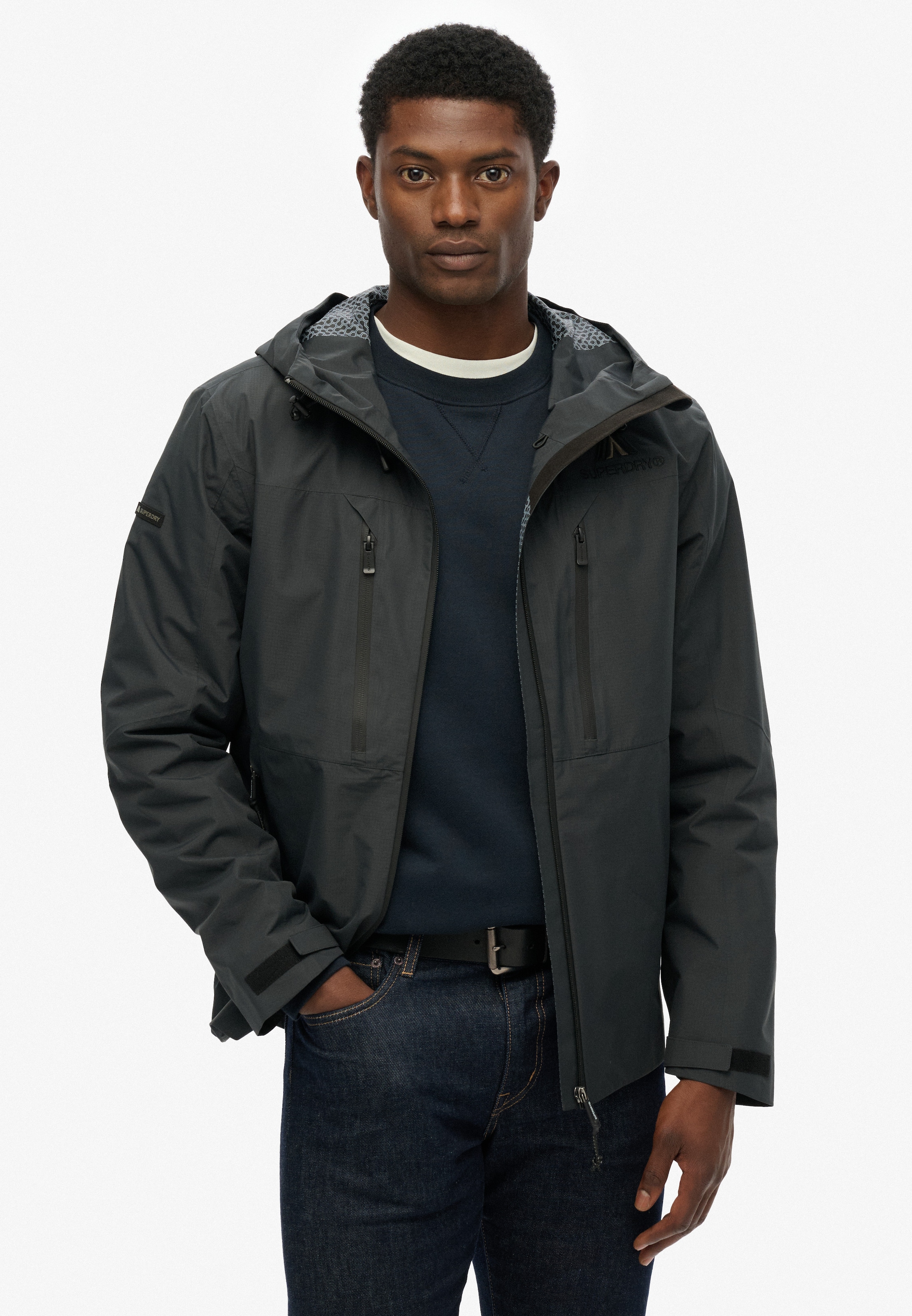 Superdry Outdoorjacke »WATERPROOF JACKET«, mit Kapuze, Wasserdicht (Säule wird nachgereicht)