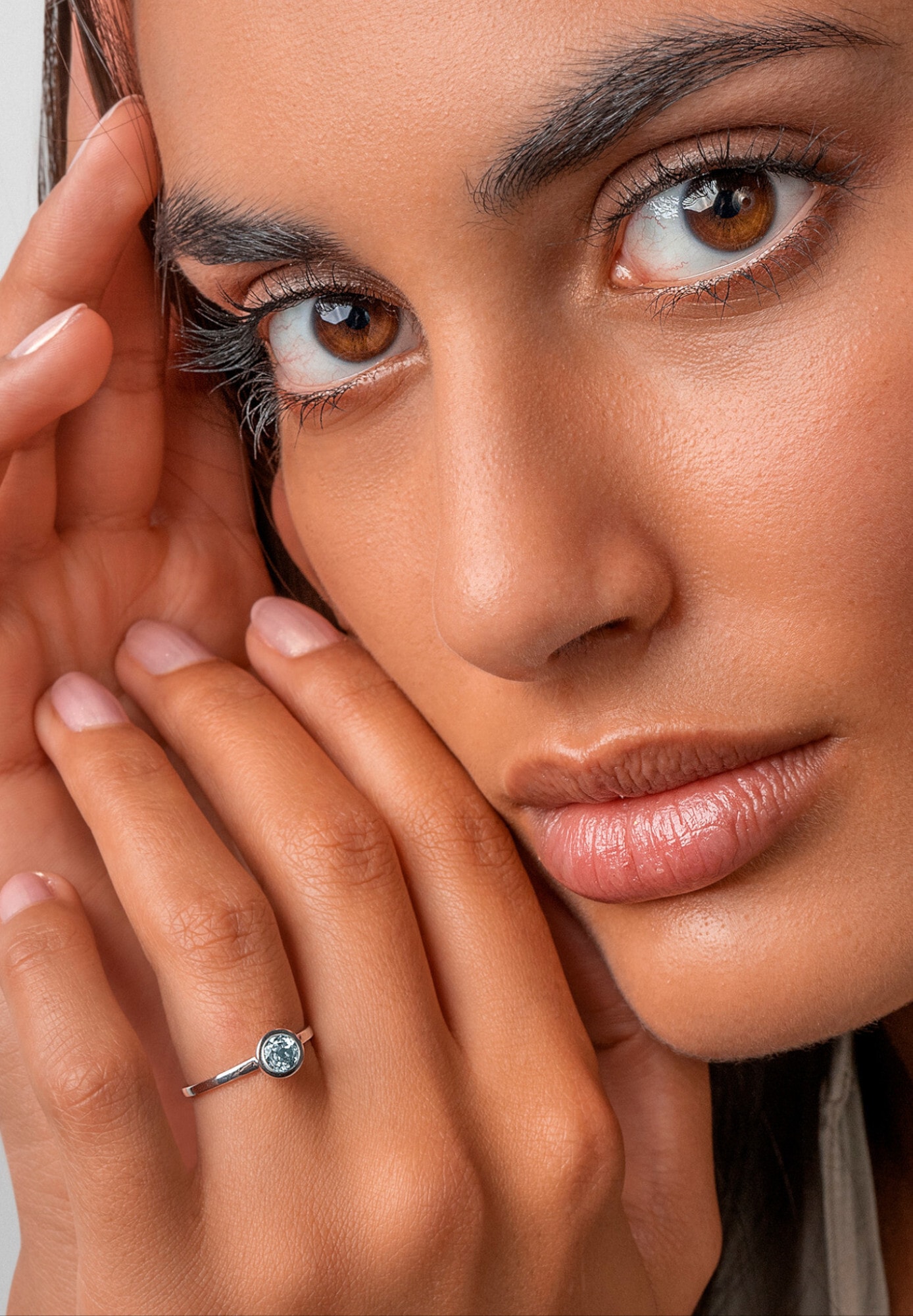 ONE ELEMENT Goldring »Blau Topas Ring aus 333 Weißgold«