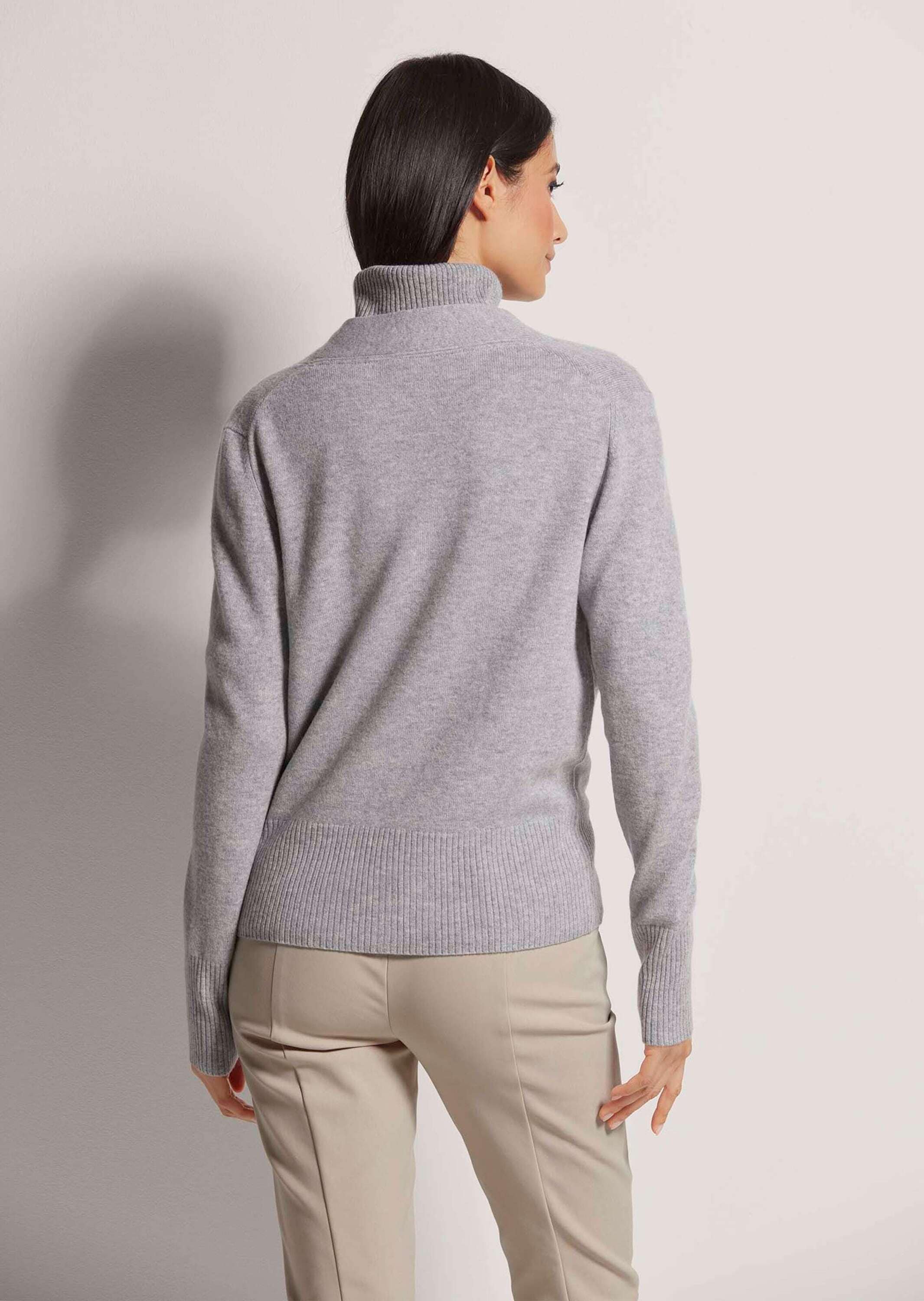 MADELEINE Strickjacke »Strickjacke Kaschmir-Strickjacke mit tiefem V-Ausschnitt und Bindeband«