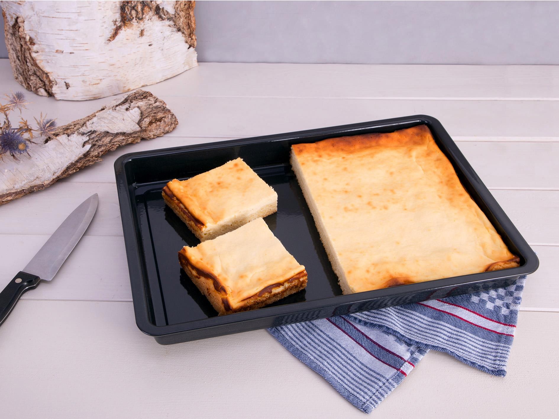 CHG Backblech »Emaille - inkl. Backbuch«, Emaille-Stahlblech, (Set, 2 St., 1x Backblech + 1x Backbuch), Backbuch mit tollen Rezeptideen, Made in Germany