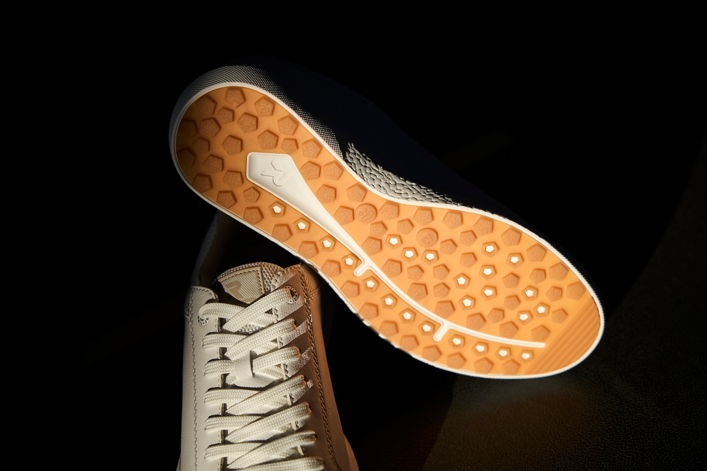 RIEKER Sport Sneaker  Freizeitschuh, Halbschuh, Schnürschuh mit gepolstertem Schaftrand