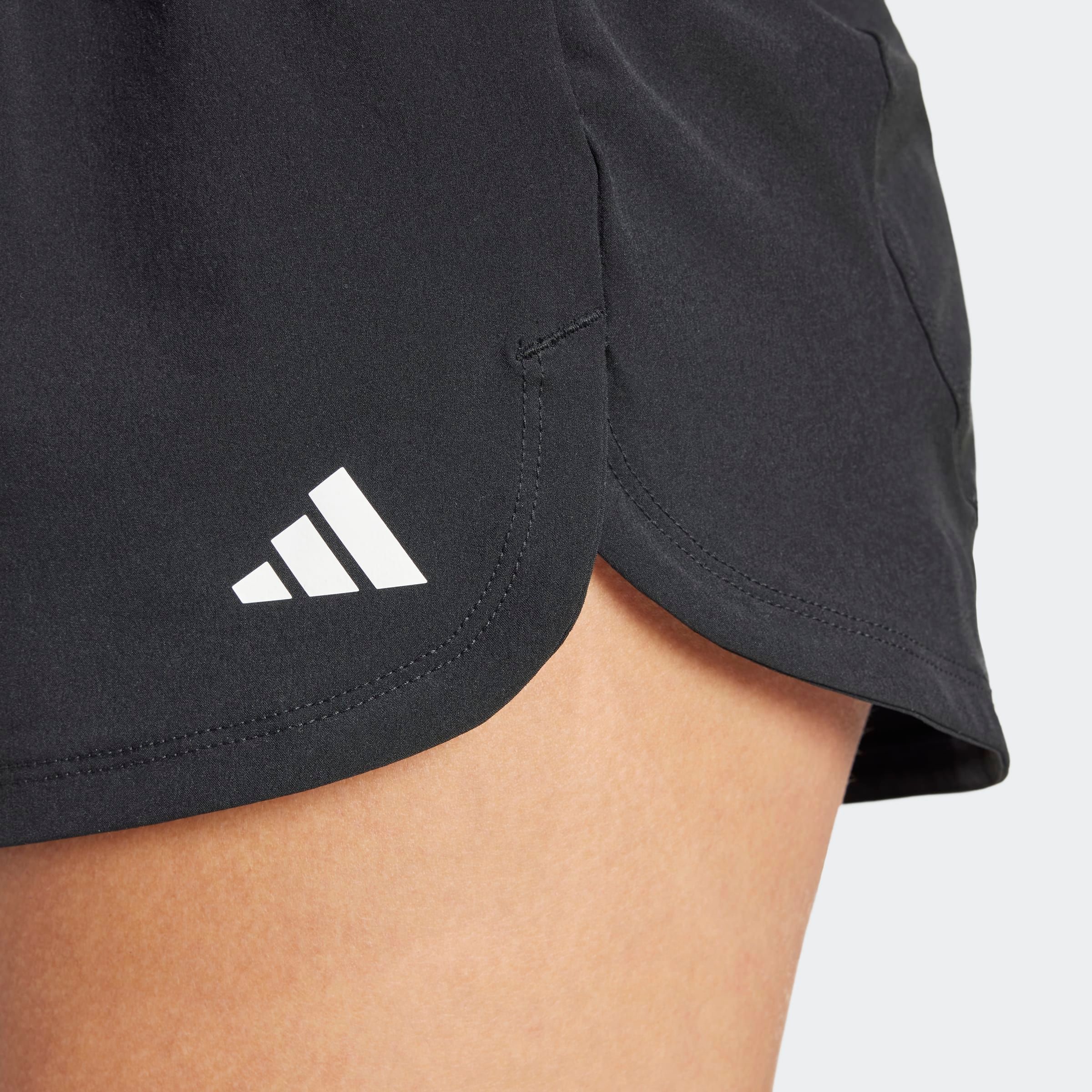 adidas Performance Shorts »PACER MATERNITY«, (1 tlg.), Trainingsshorts für Schwangere, locker geschnitten