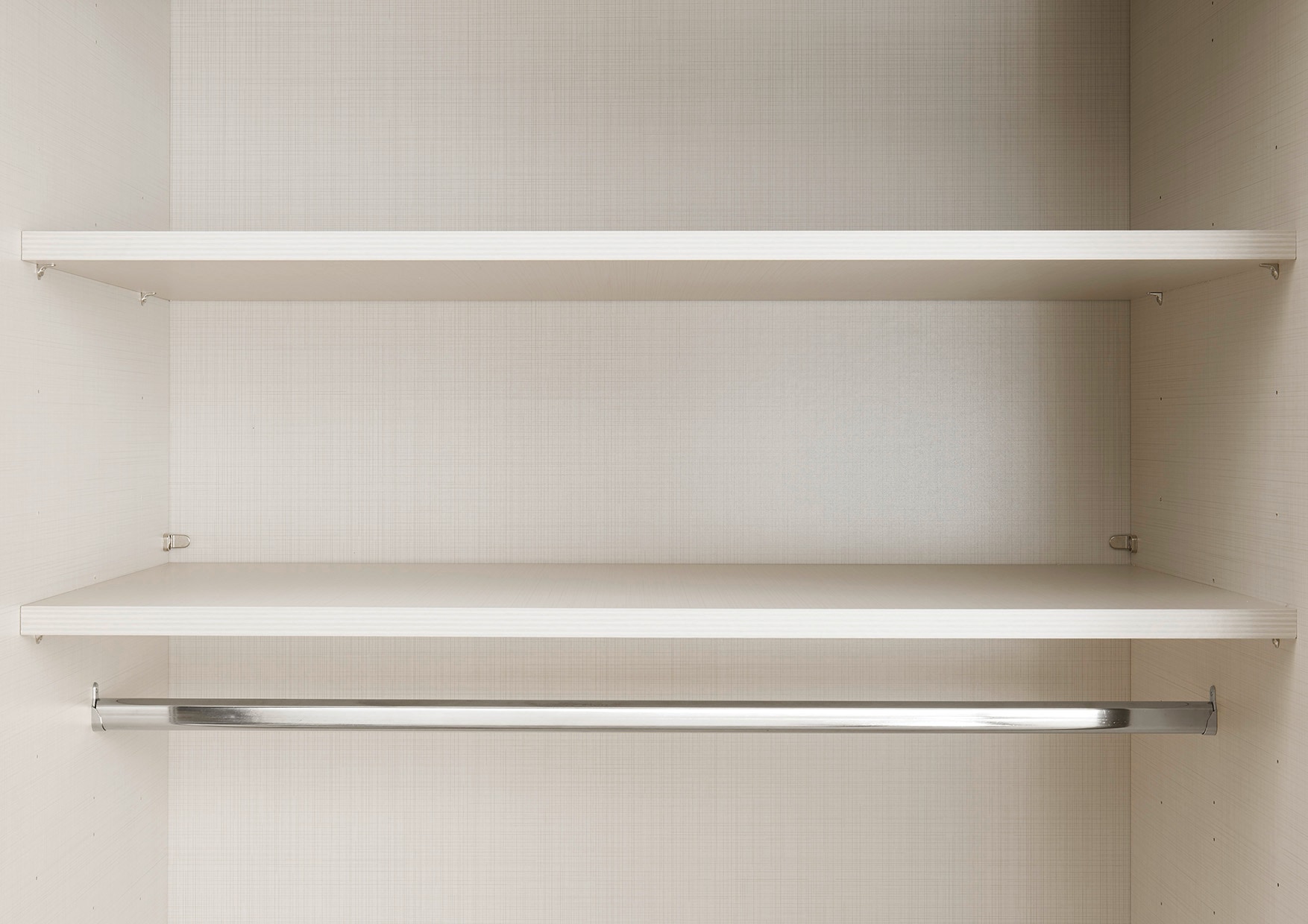 STAUD Schwebetürenschrank »Includo, Made in Germany«, Mit vier verschiedenen Ausstattungsvarianten