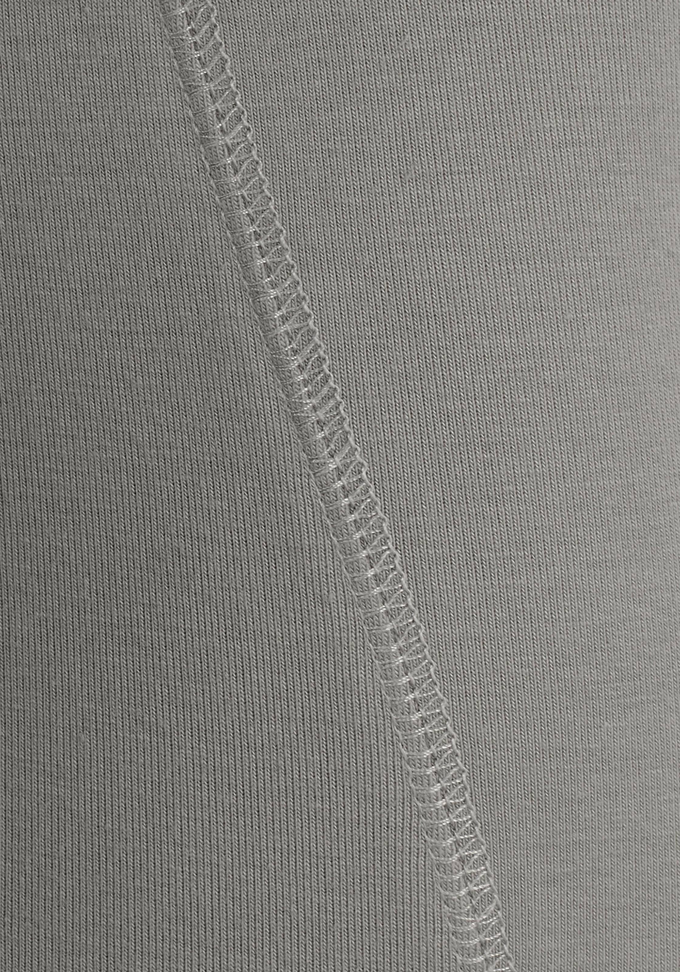 Bruno Banani Boxer »Boxershorts für Herren« Packung, 4 Stk. mit längerem Bein und auffälligen Logobund