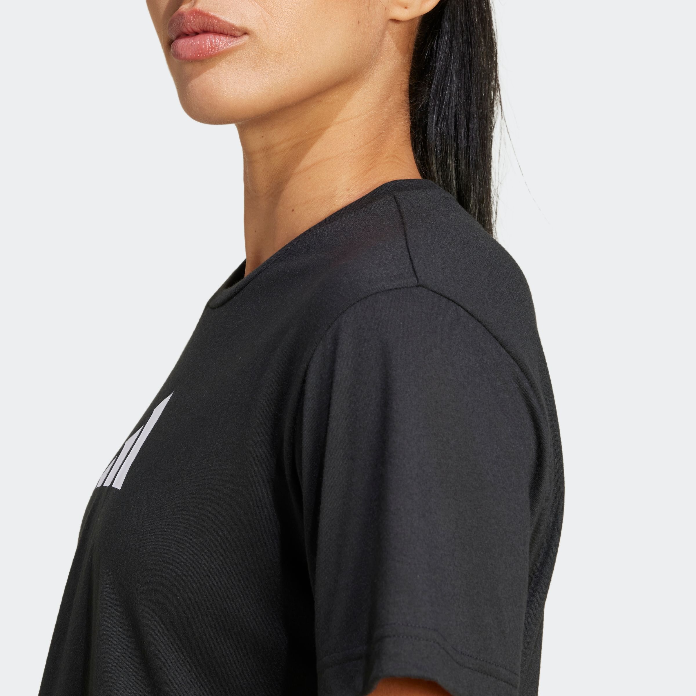 adidas Performance T-Shirt »TR-ES BL TEE«, Trainingsshirt, Feuchtigkeitsabsorbierendes Material